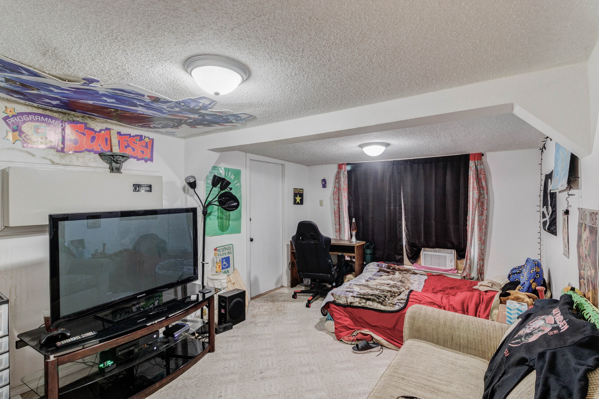 1529 Oak Shore Drive
