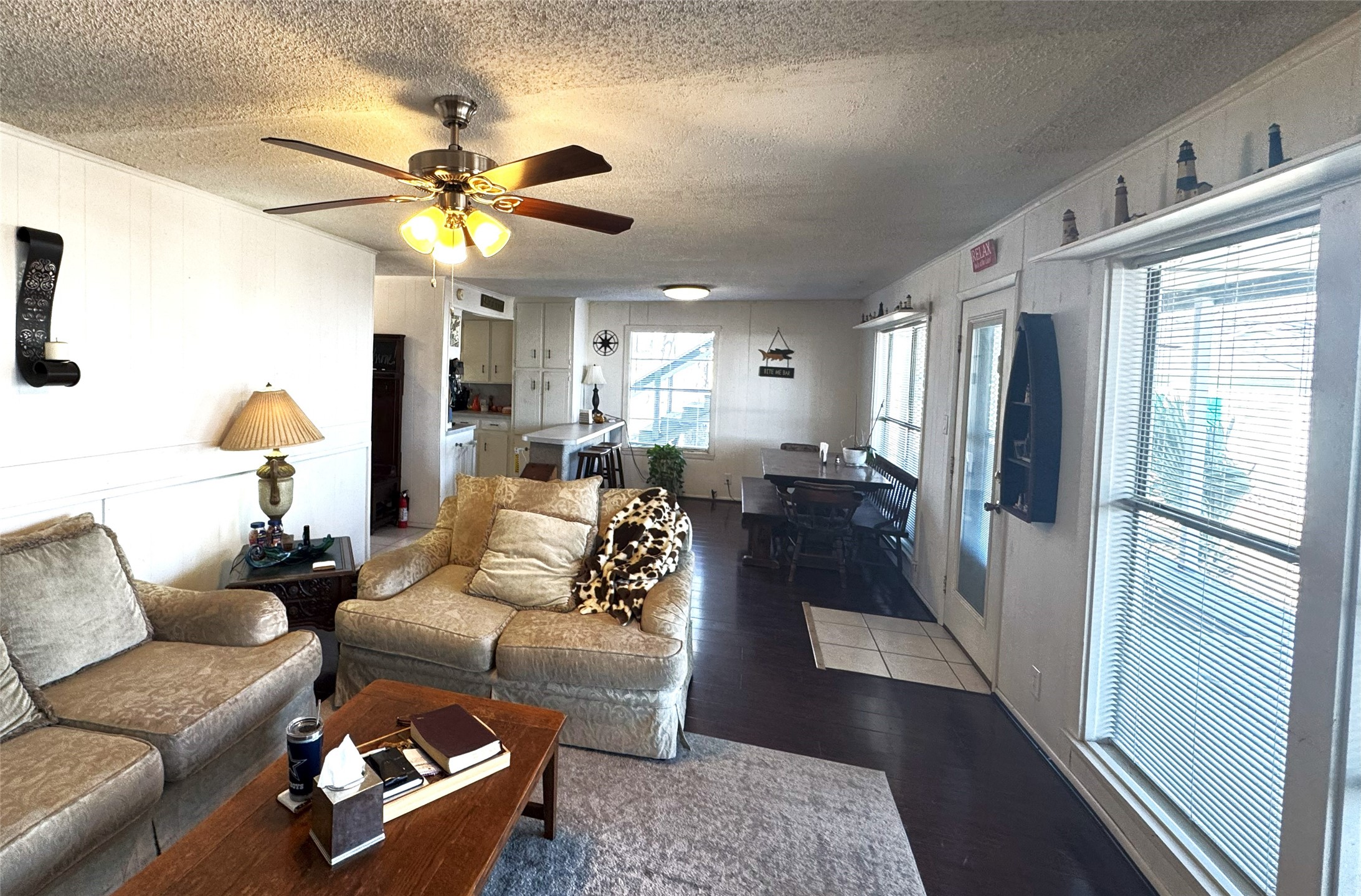 1529 Oak Shore Drive