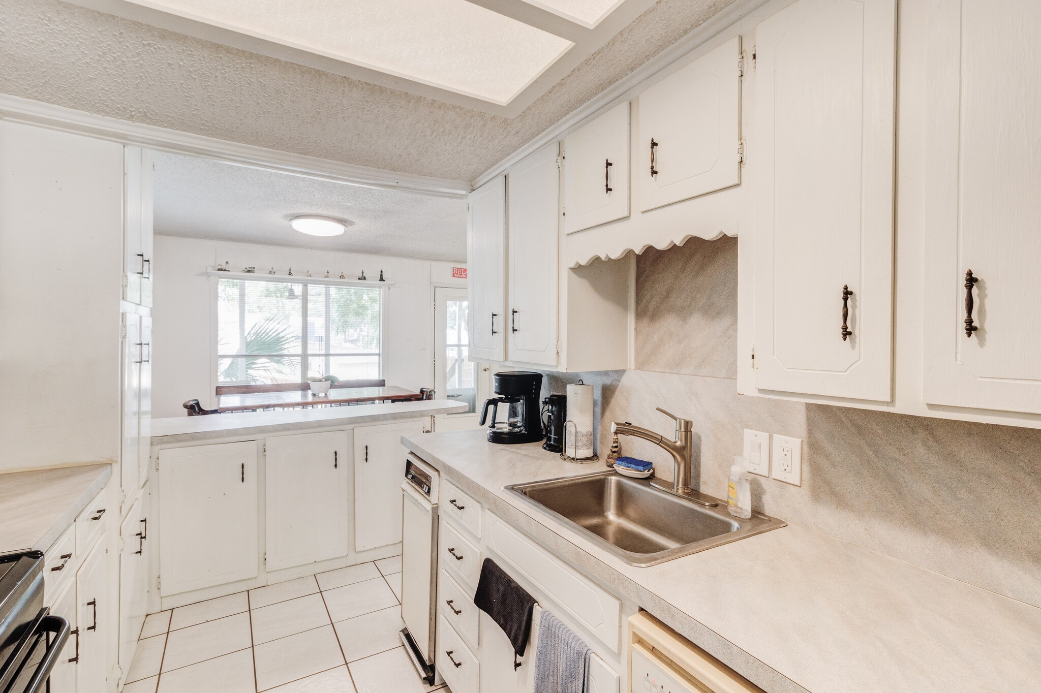1529 Oak Shore Drive