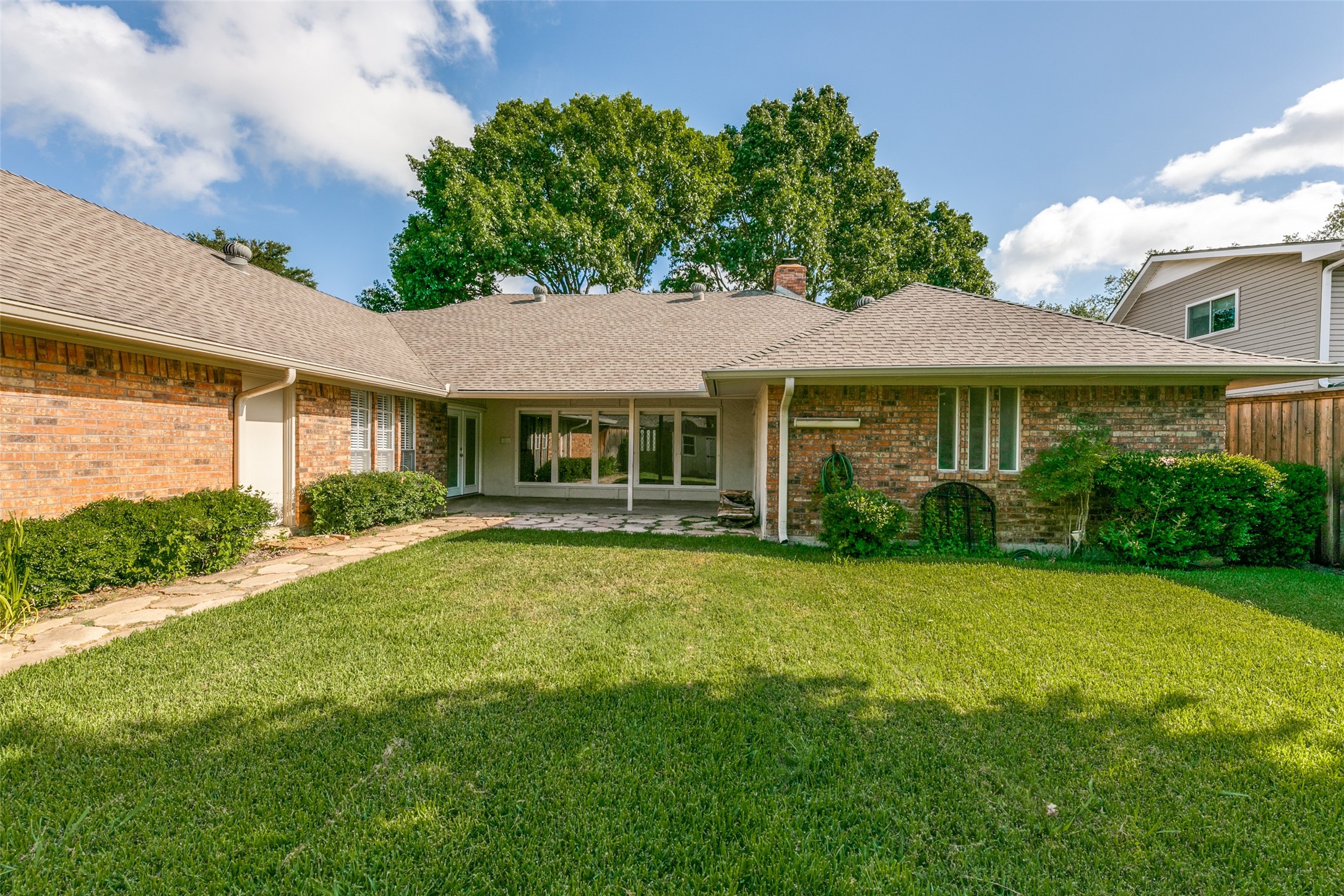 3628 Cross Bend Road