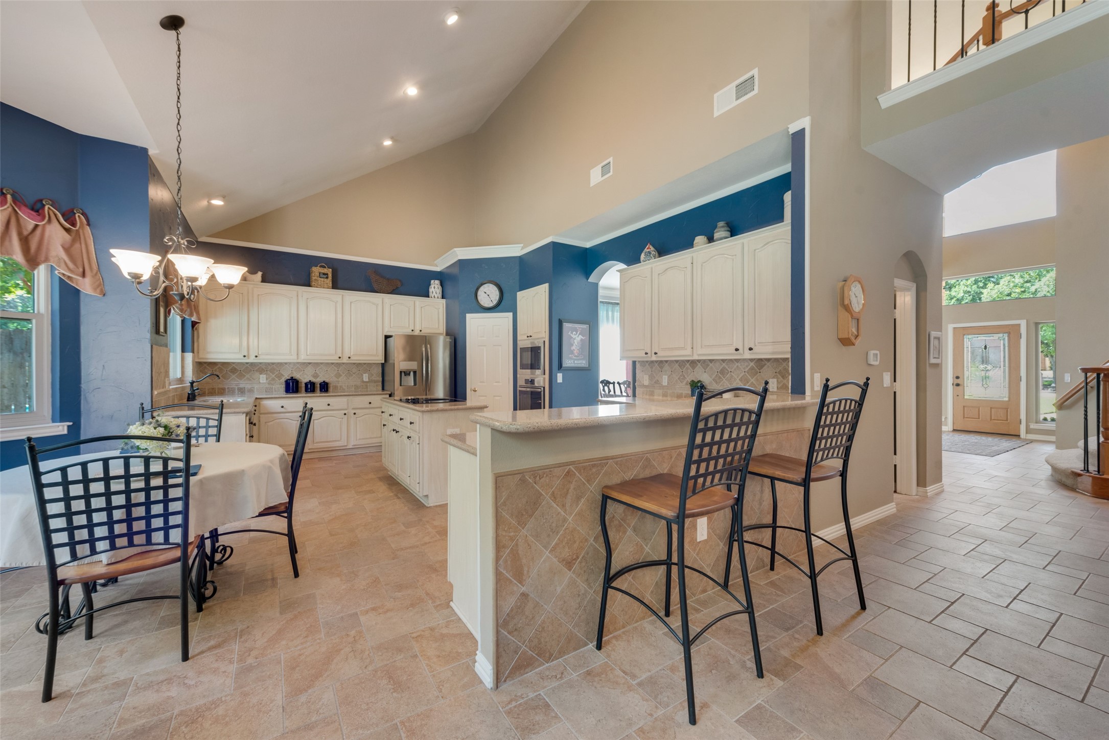 224 W Mill Valley Drive