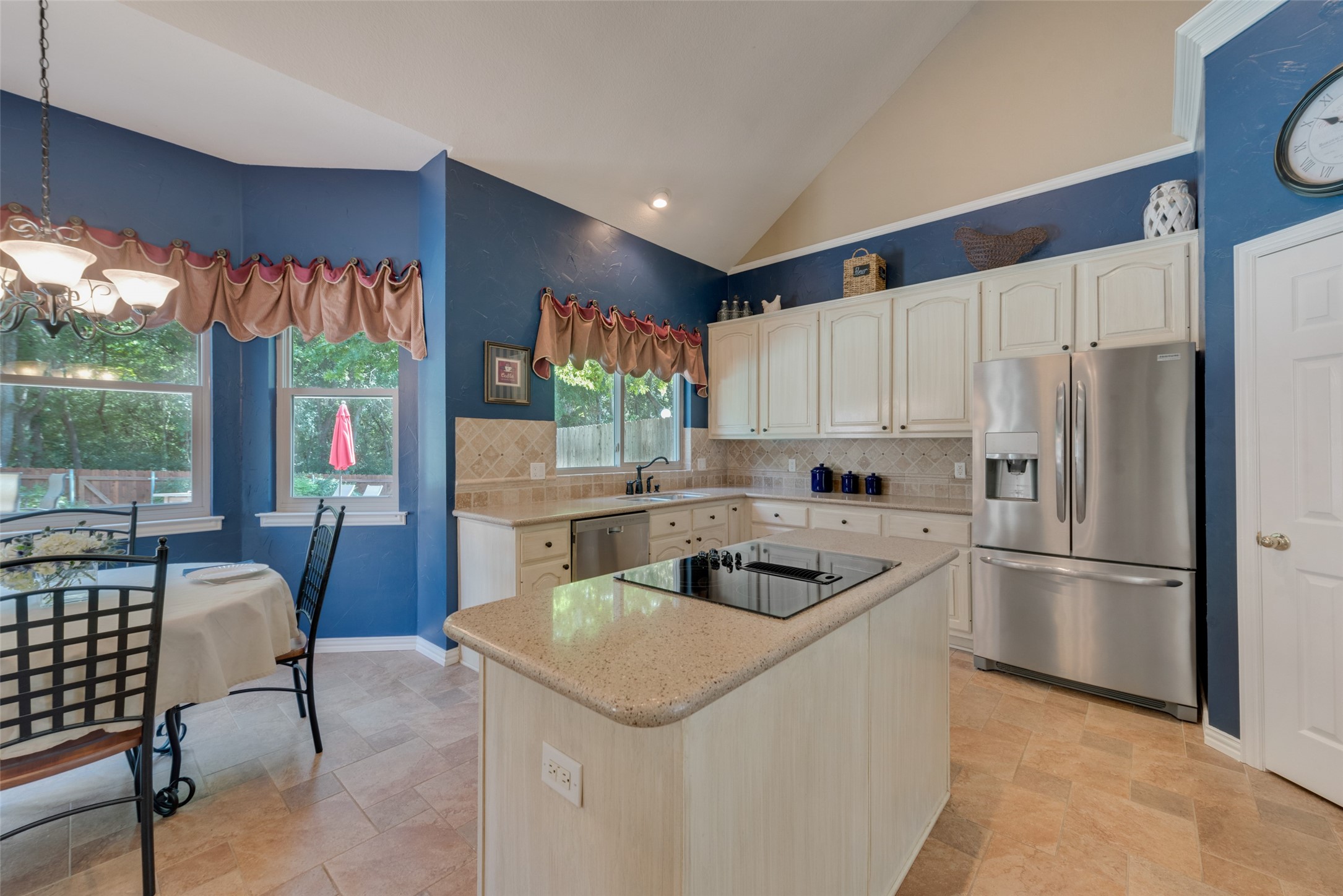 224 W Mill Valley Drive
