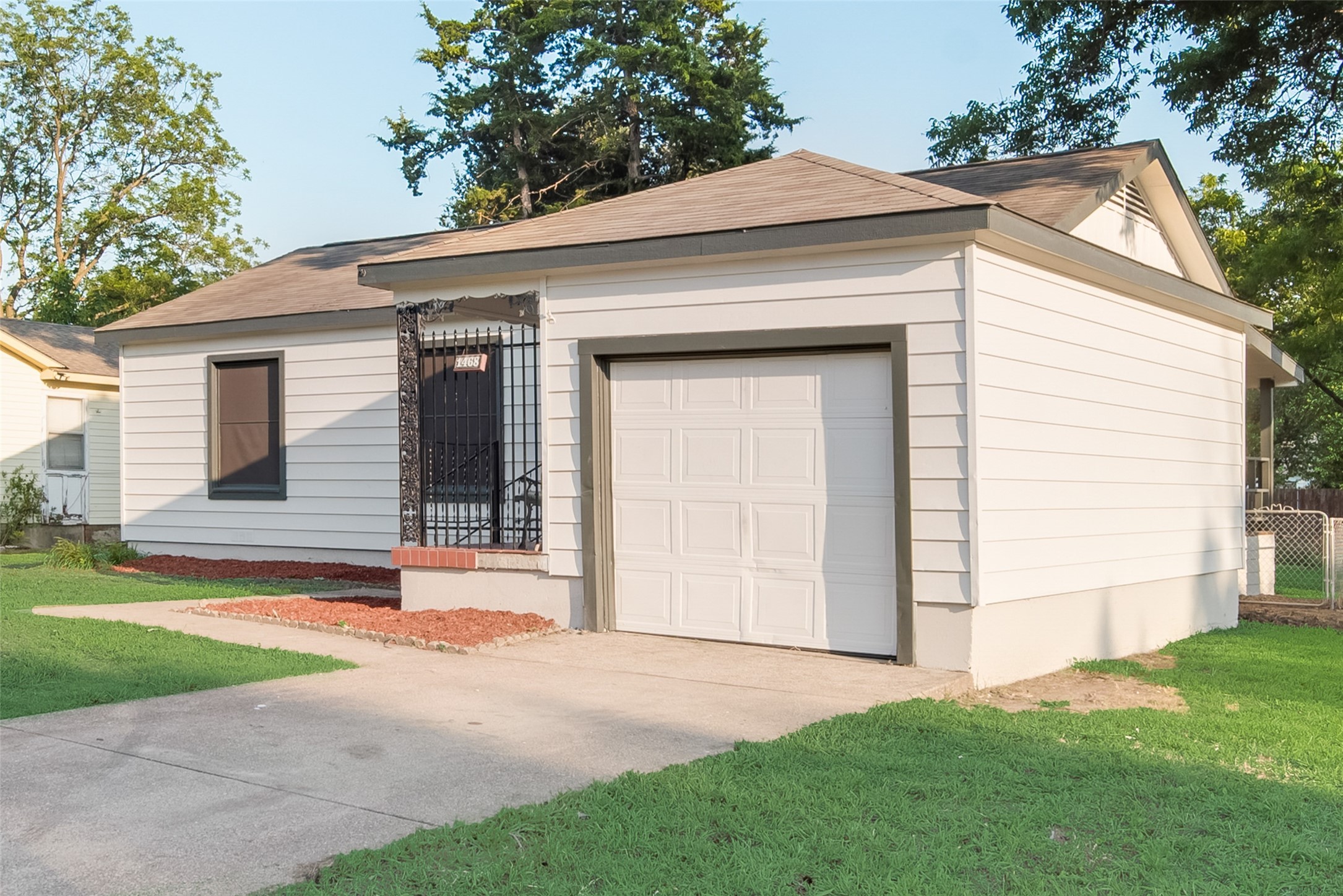 1468 Nash Street