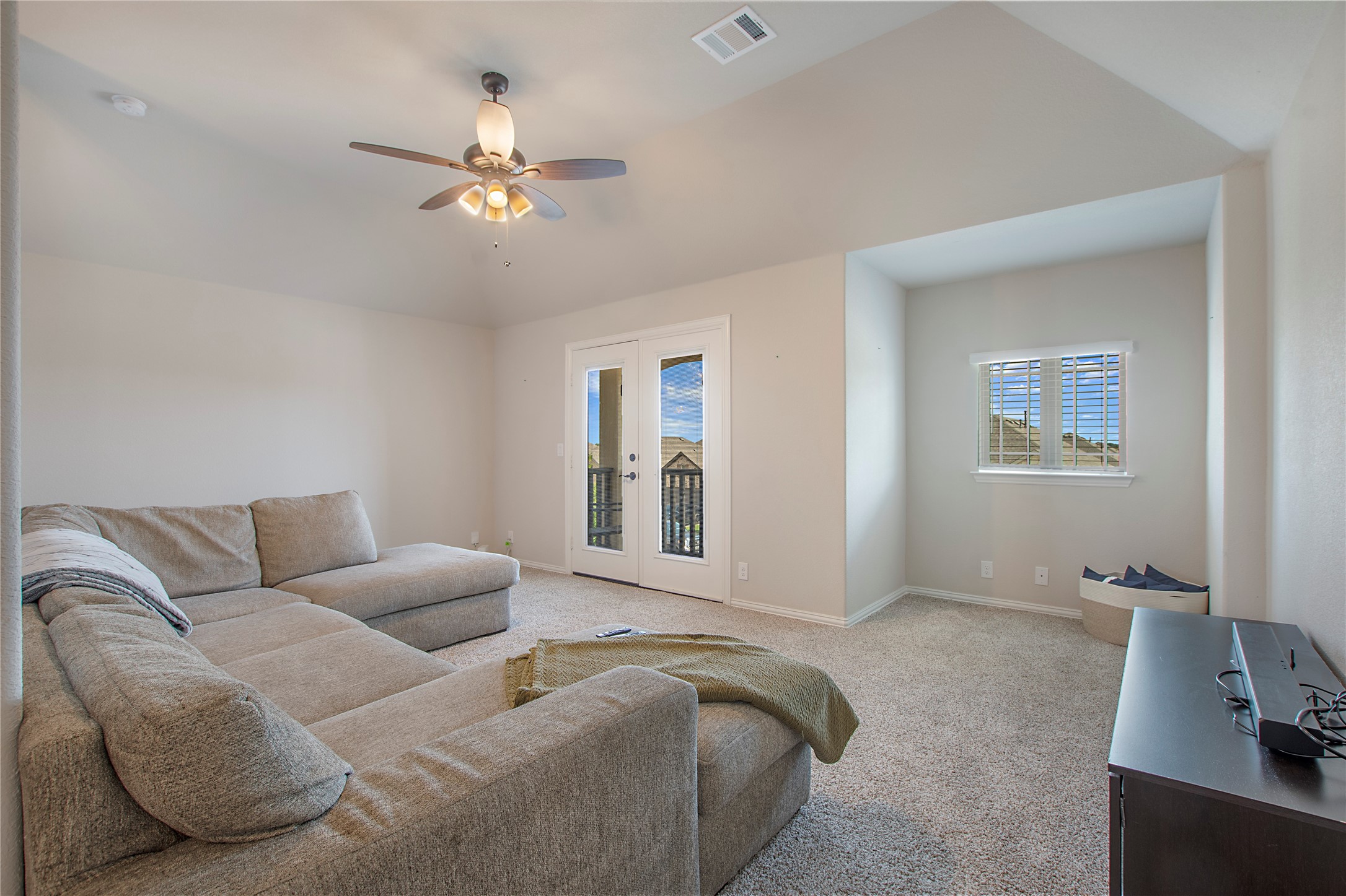 1133 Snowy Owl Drive