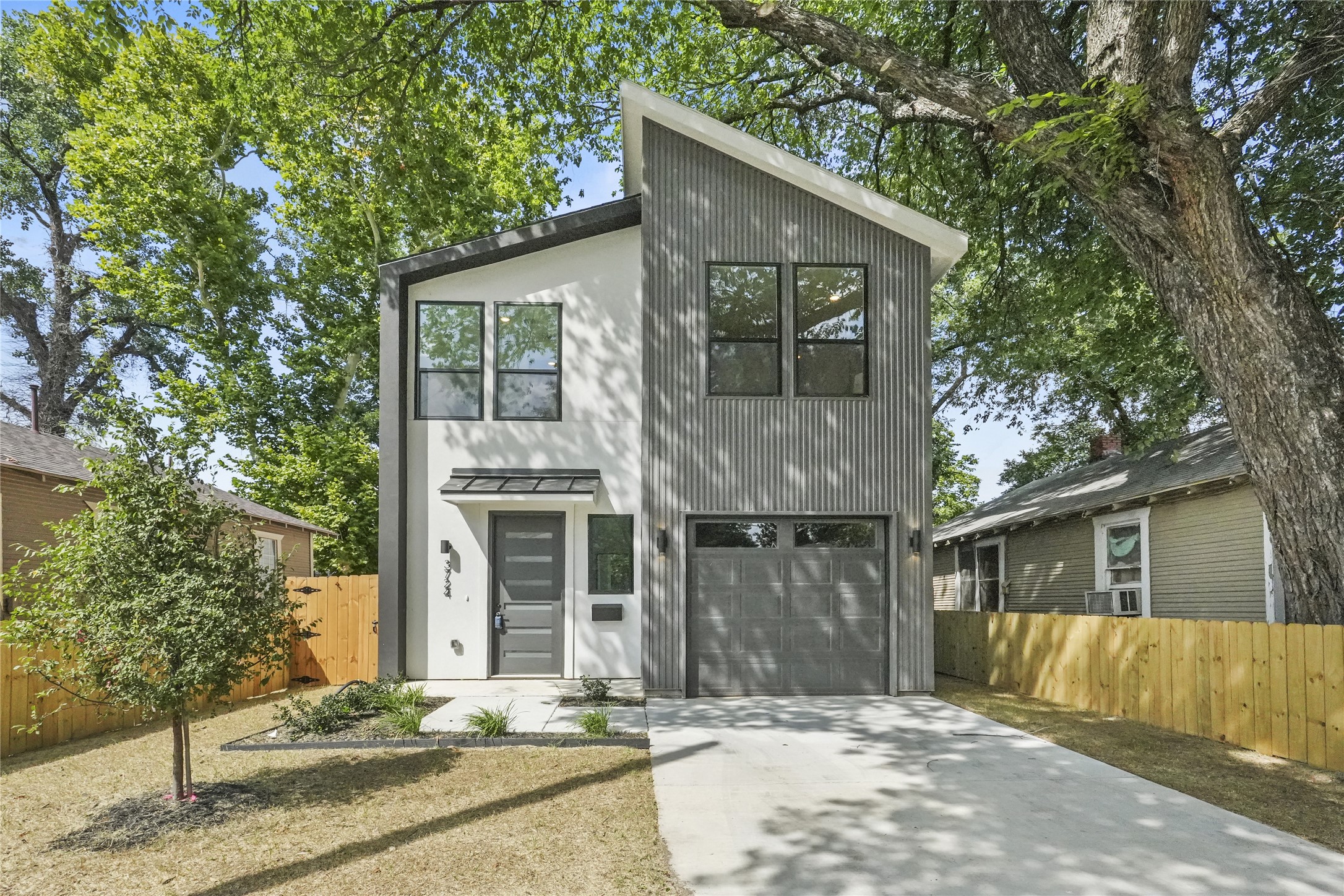 3937 Atlanta Street