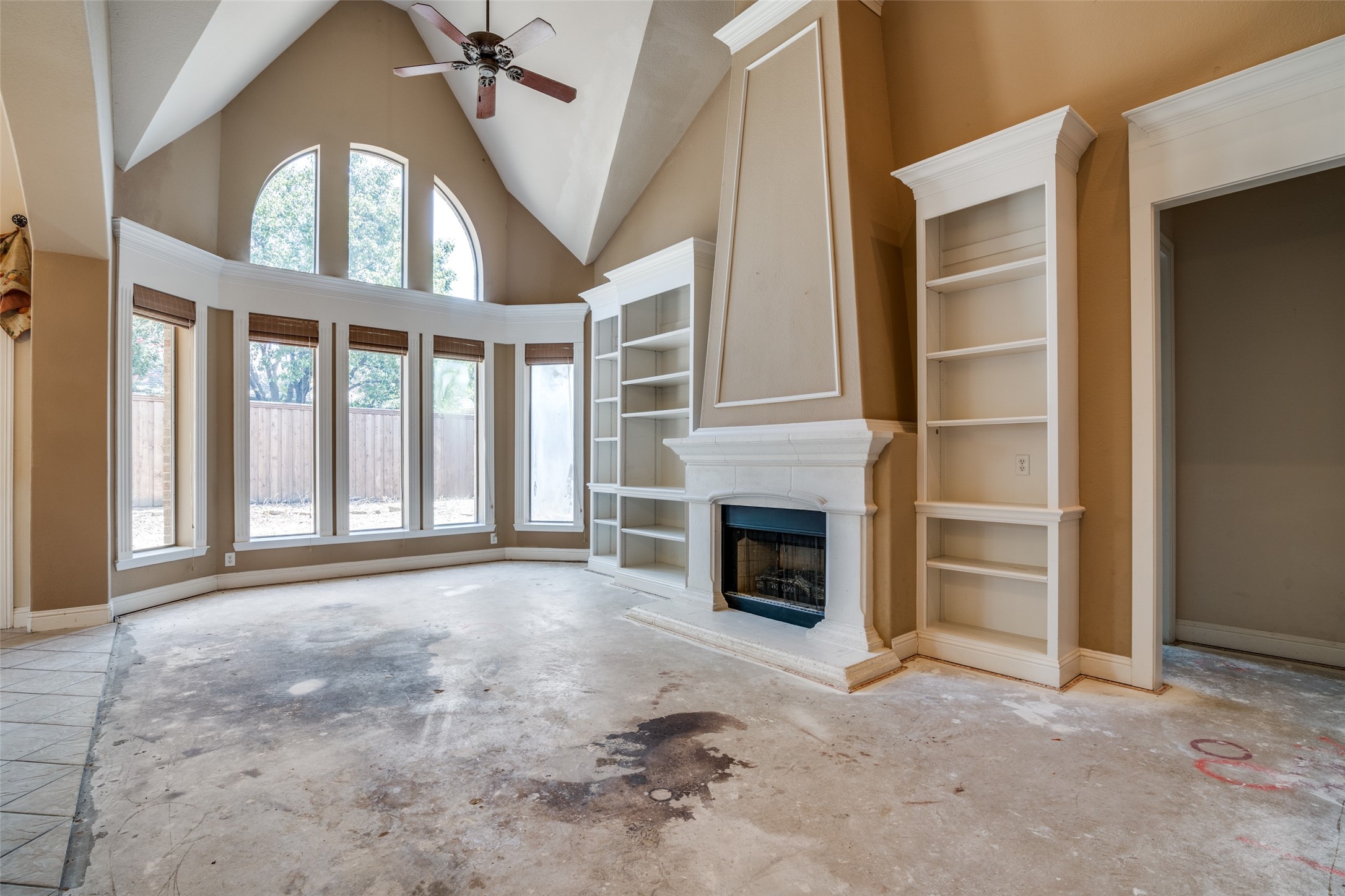 4573 Venetian Way