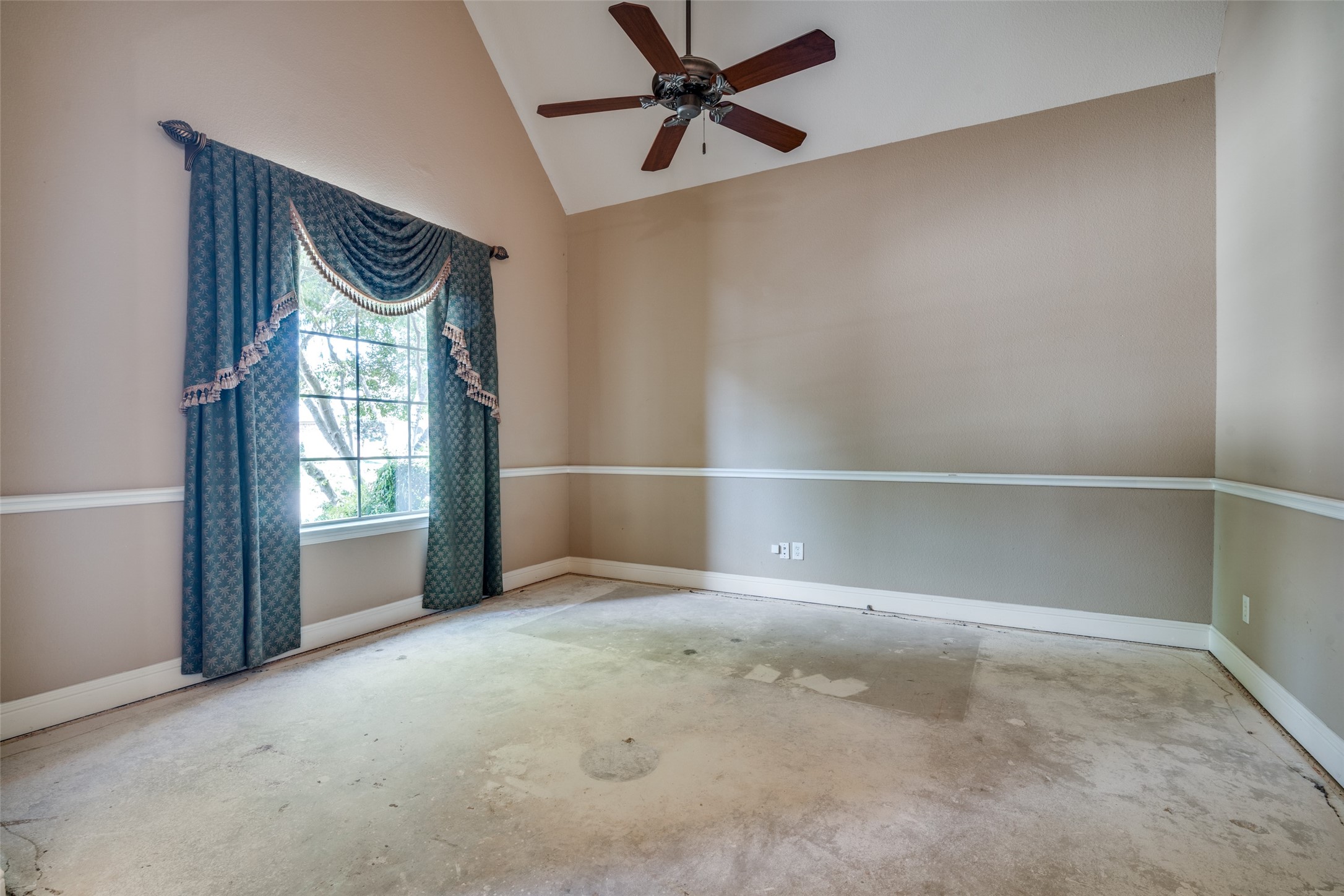4573 Venetian Way