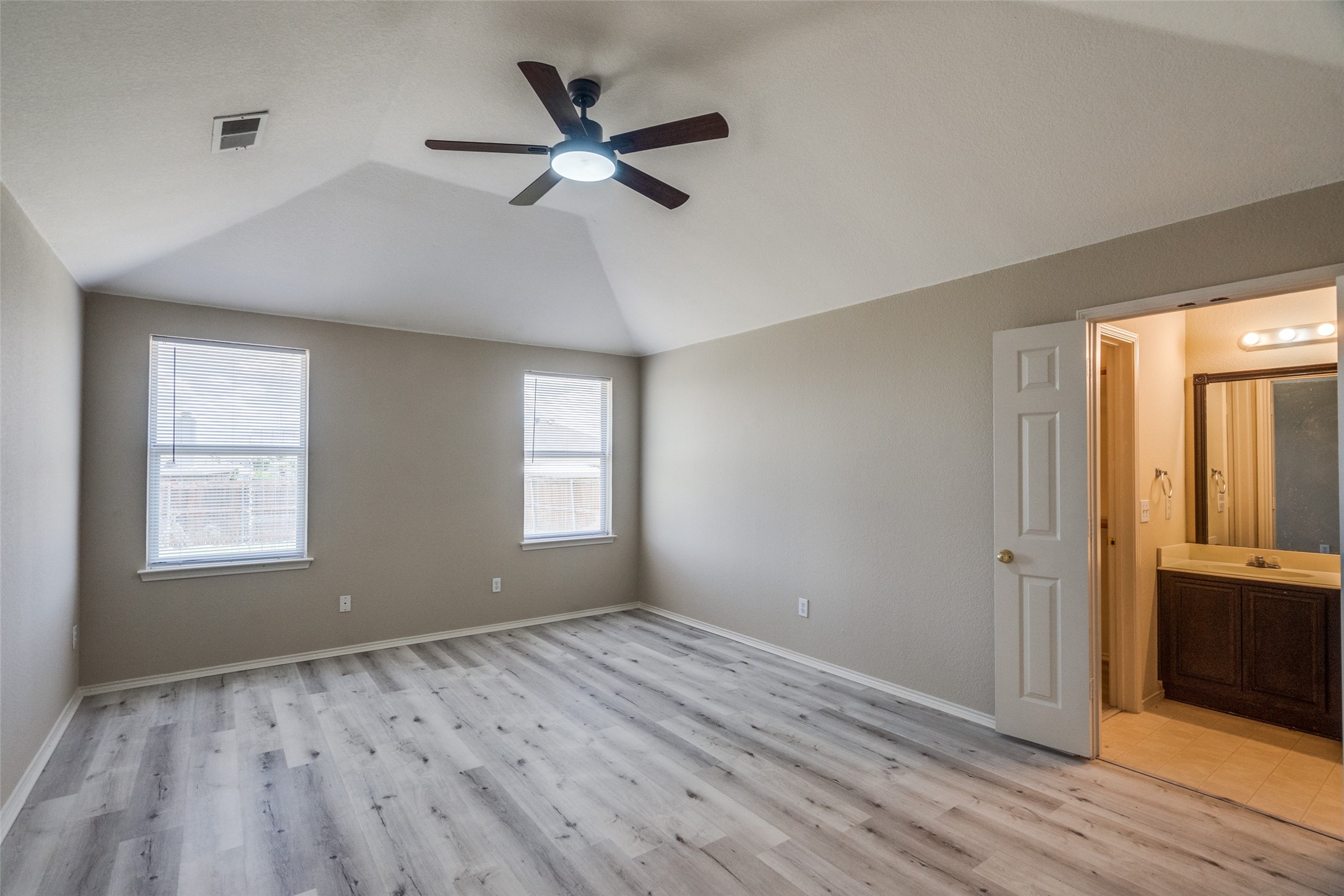 1109 Eagle Lake Court