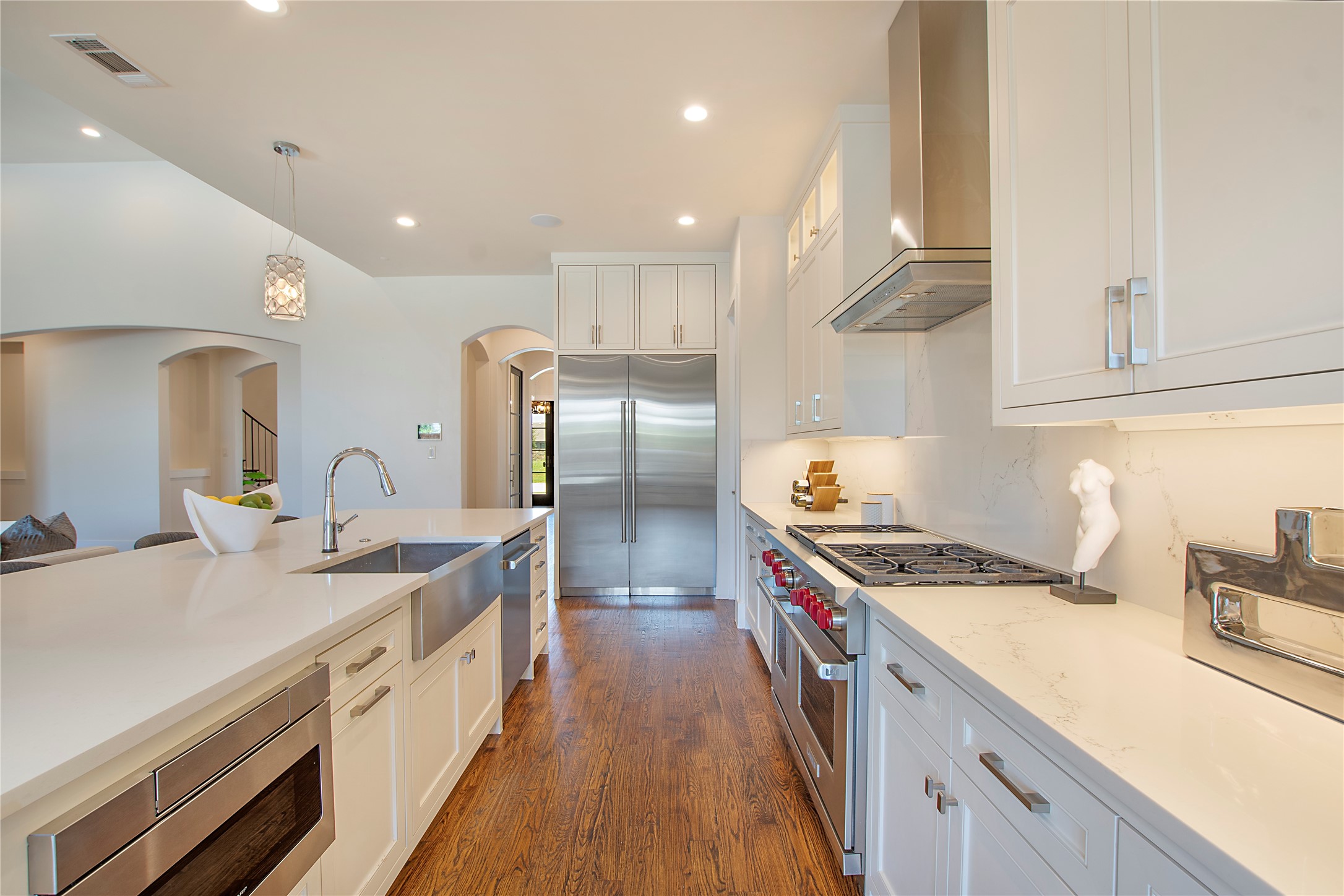 1105 Knoll Crest Drive