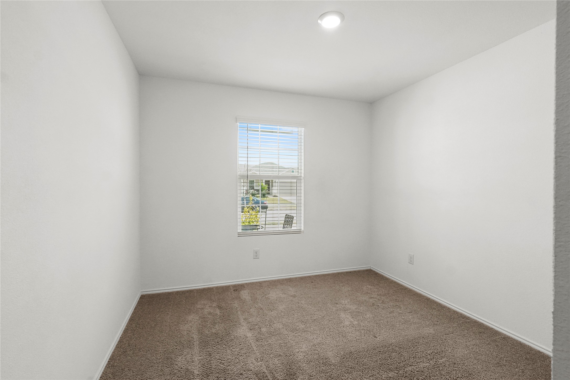 319 Moray Drive