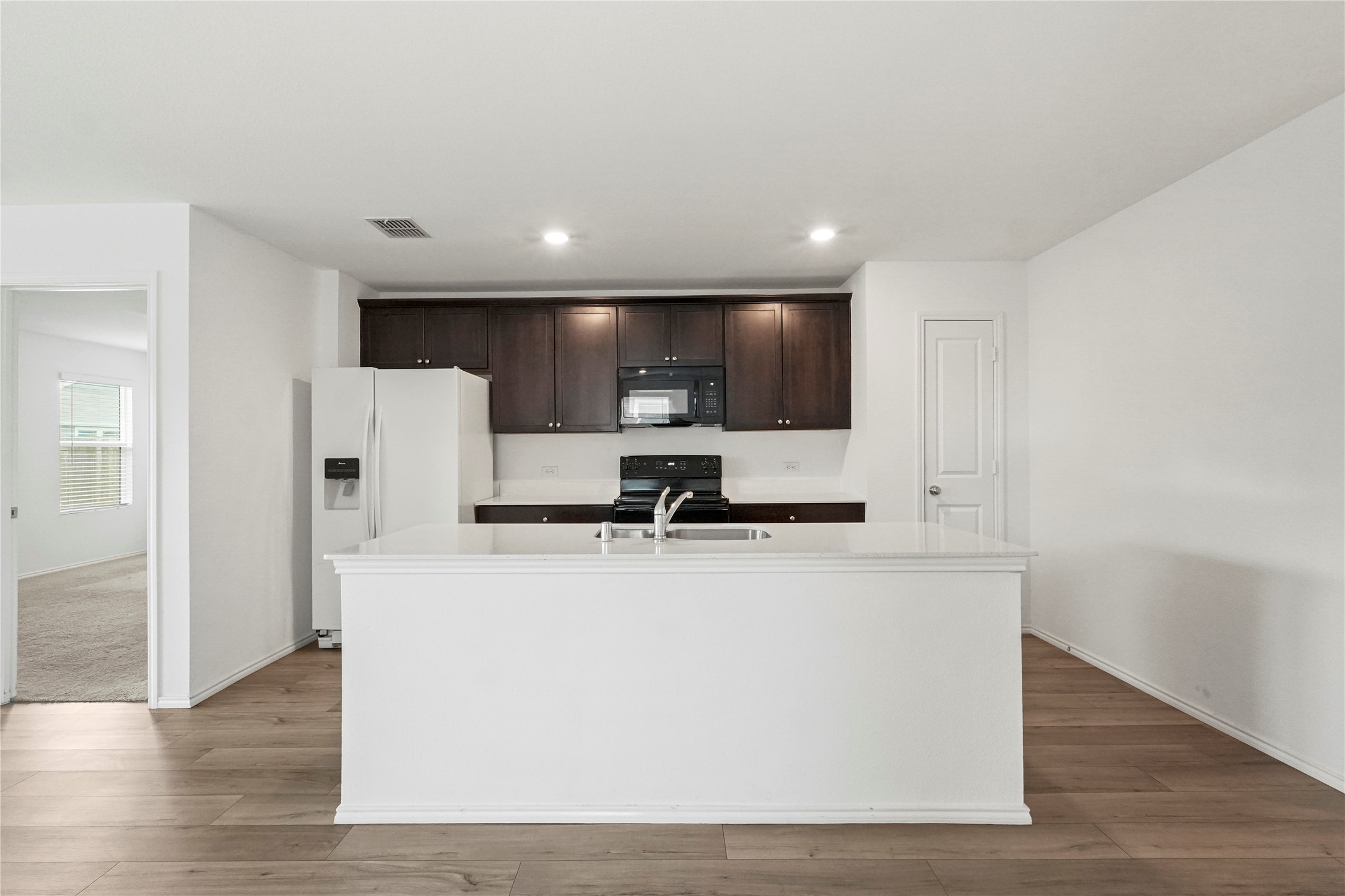 319 Moray Drive