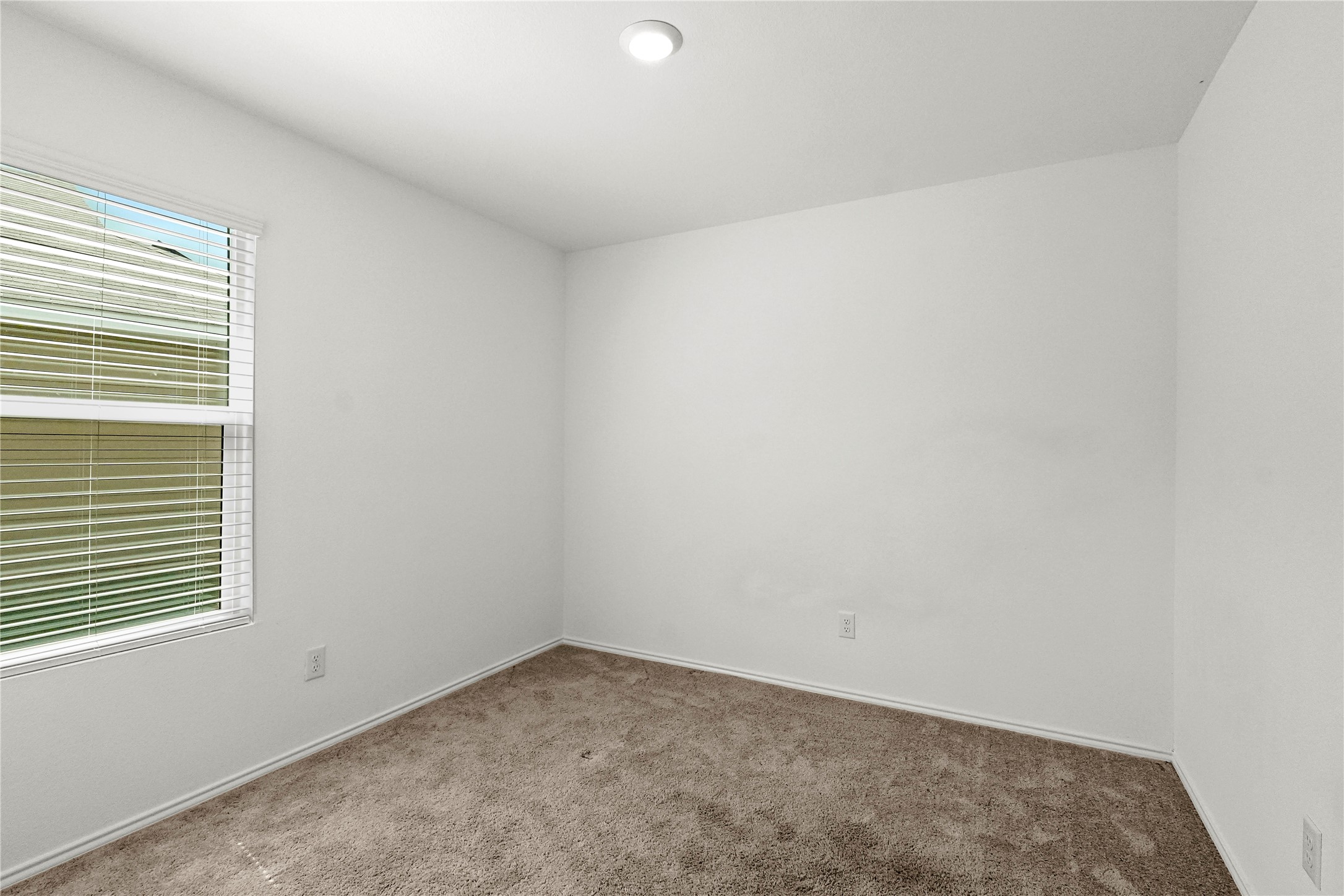 319 Moray Drive