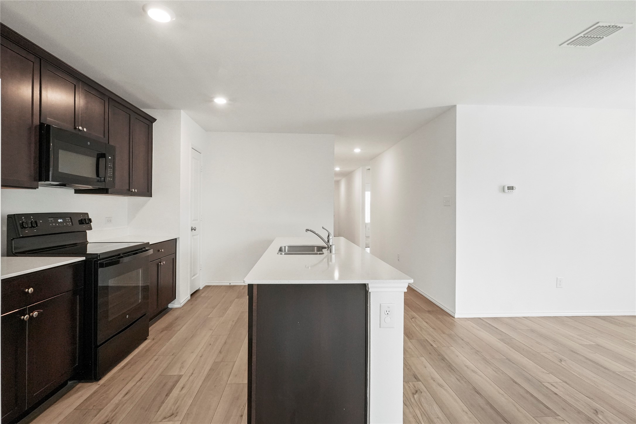 319 Moray Drive