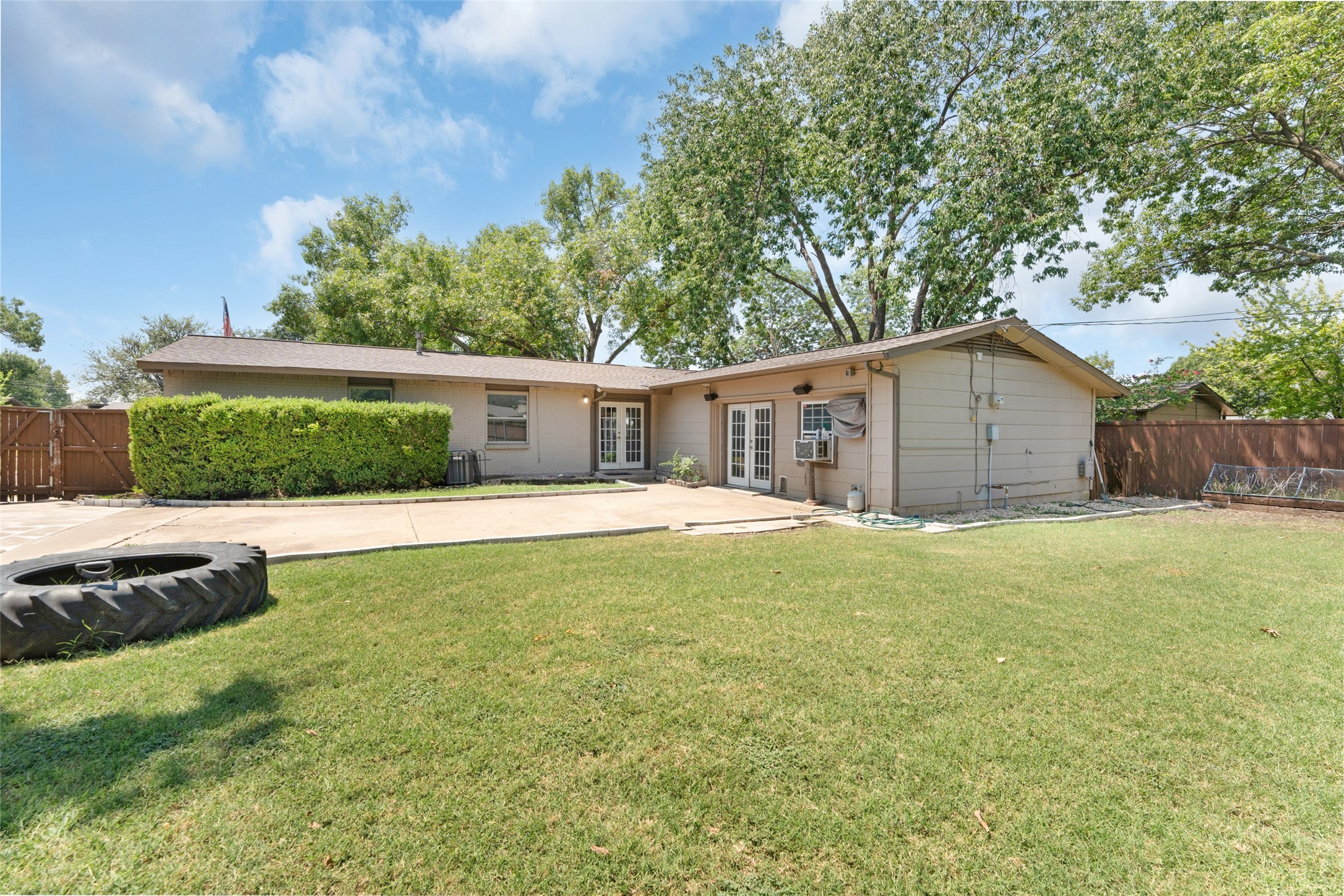 718 Silverstone Drive