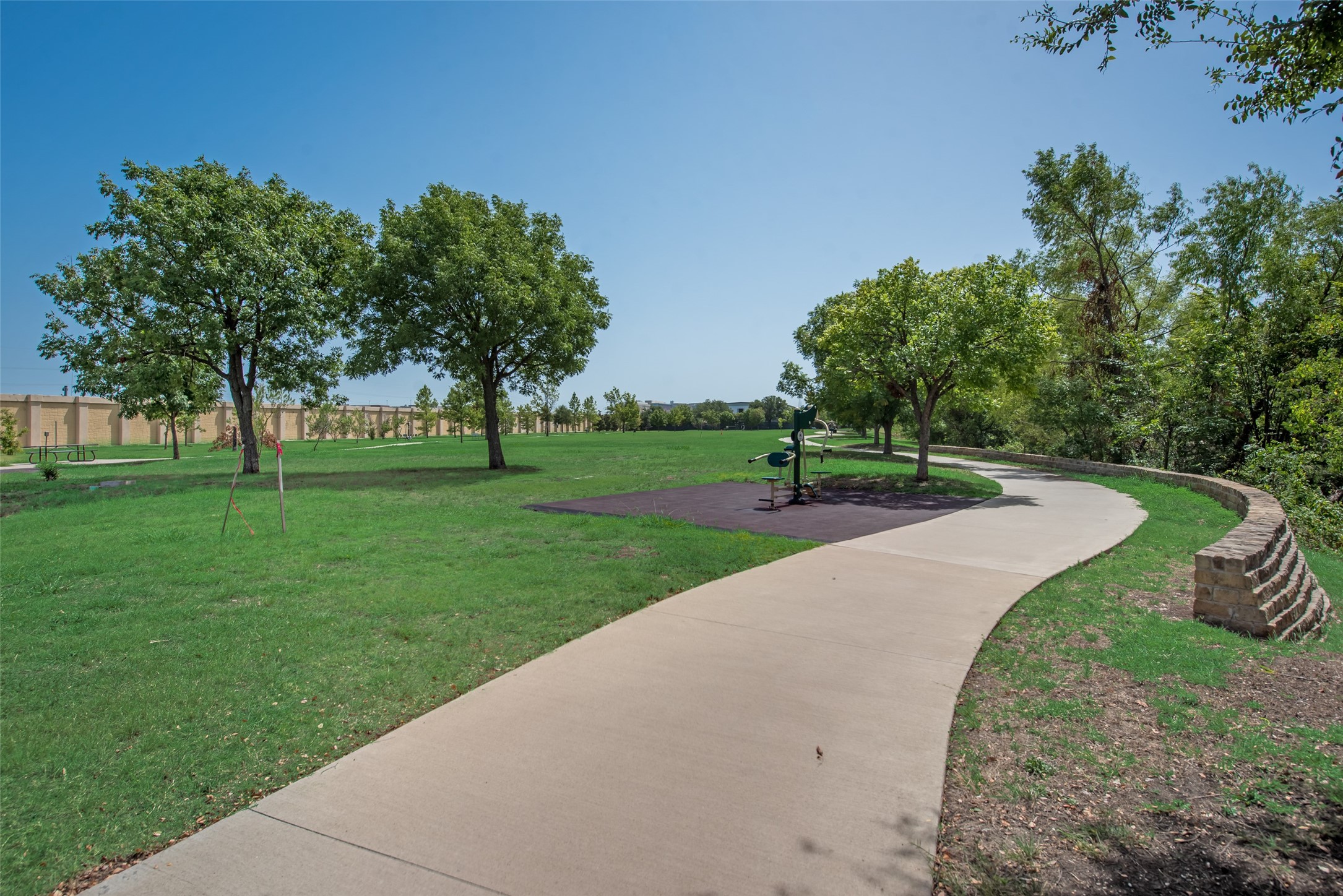 6043 Windbreak Trail