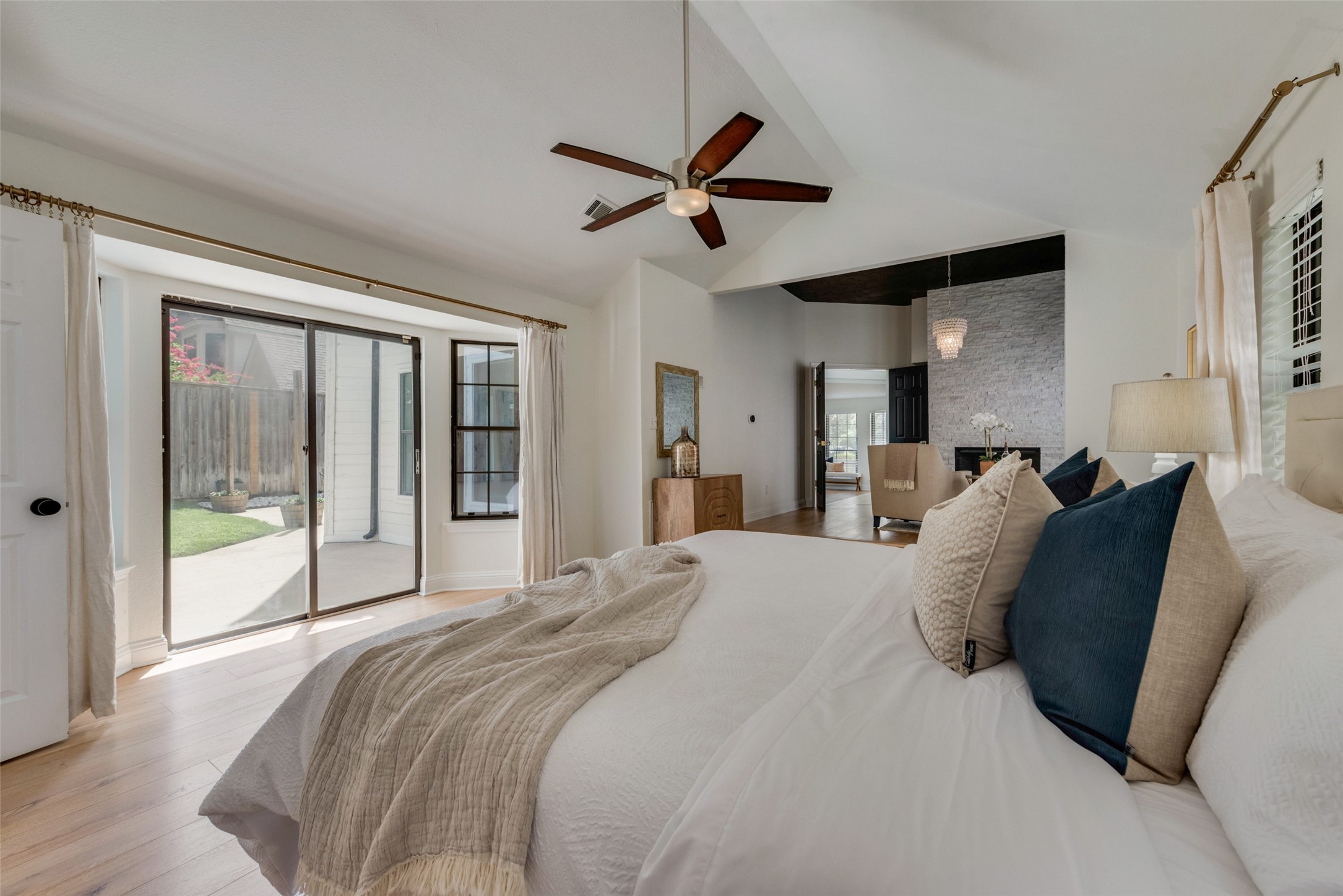 6043 Windbreak Trail