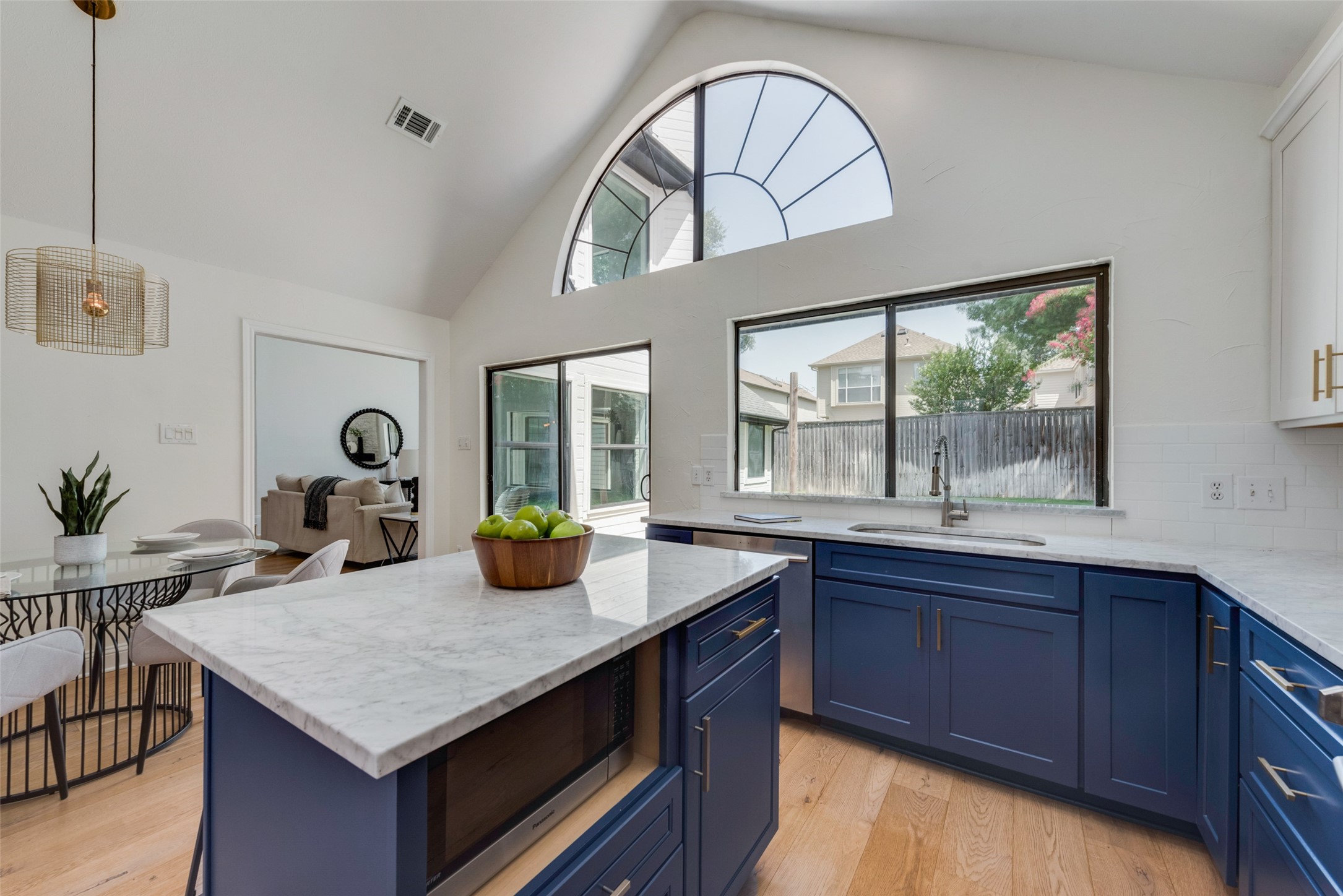 6043 Windbreak Trail