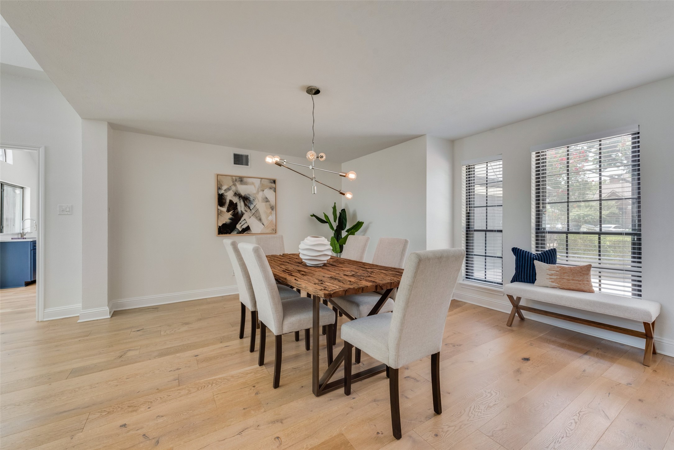 6043 Windbreak Trail