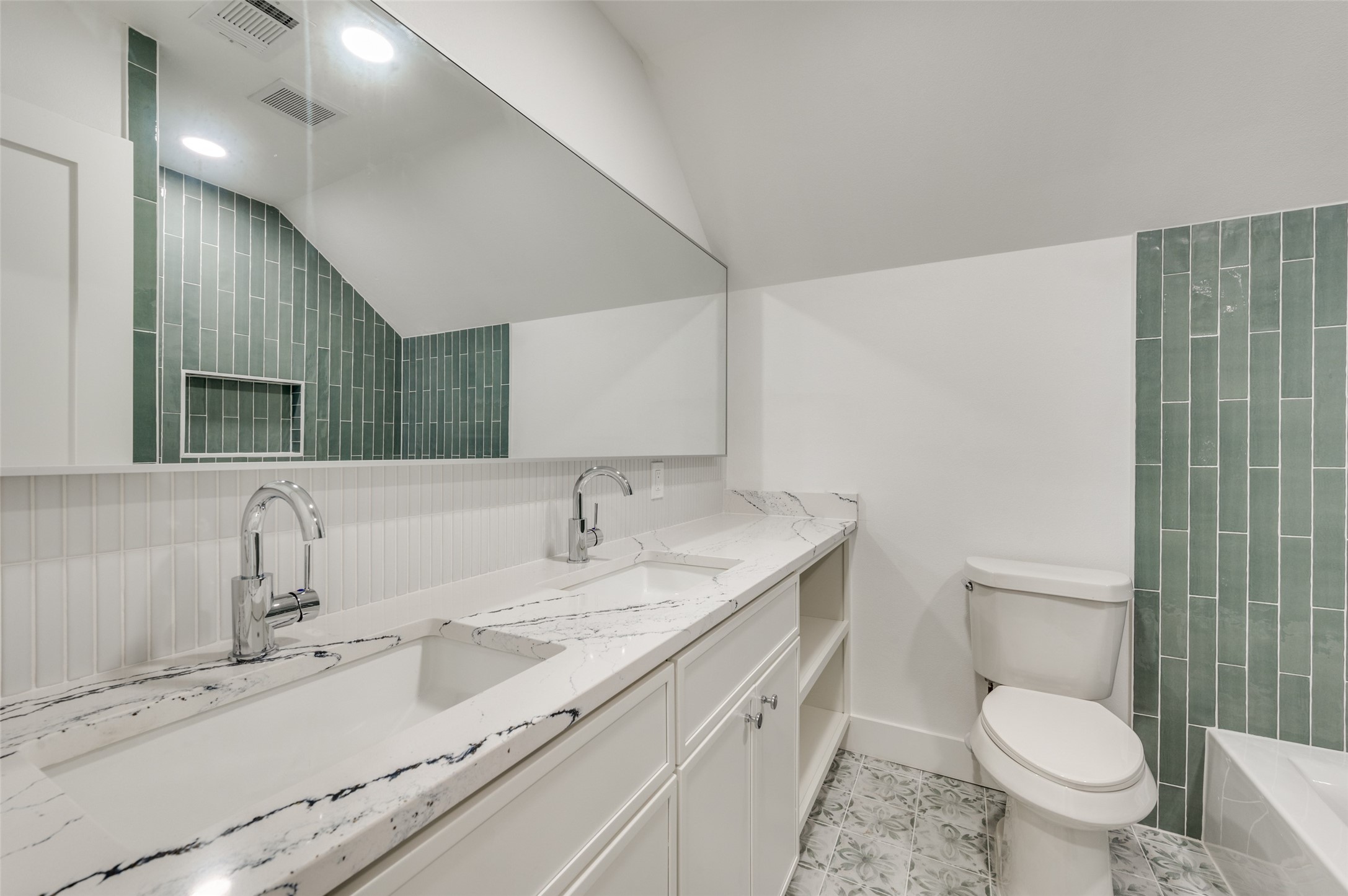 3765 Crown Shore Drive