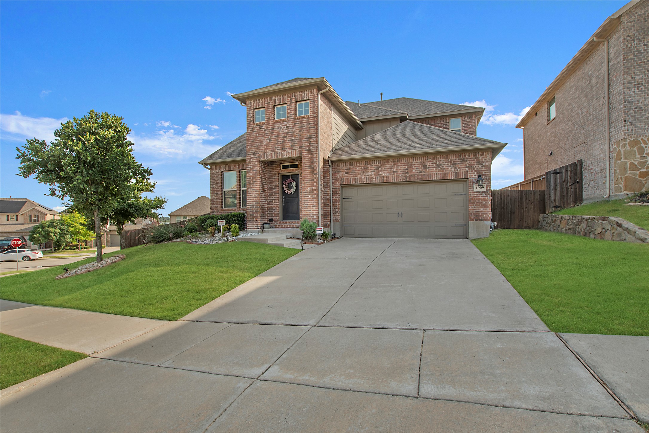 1909 Edgewater Drive