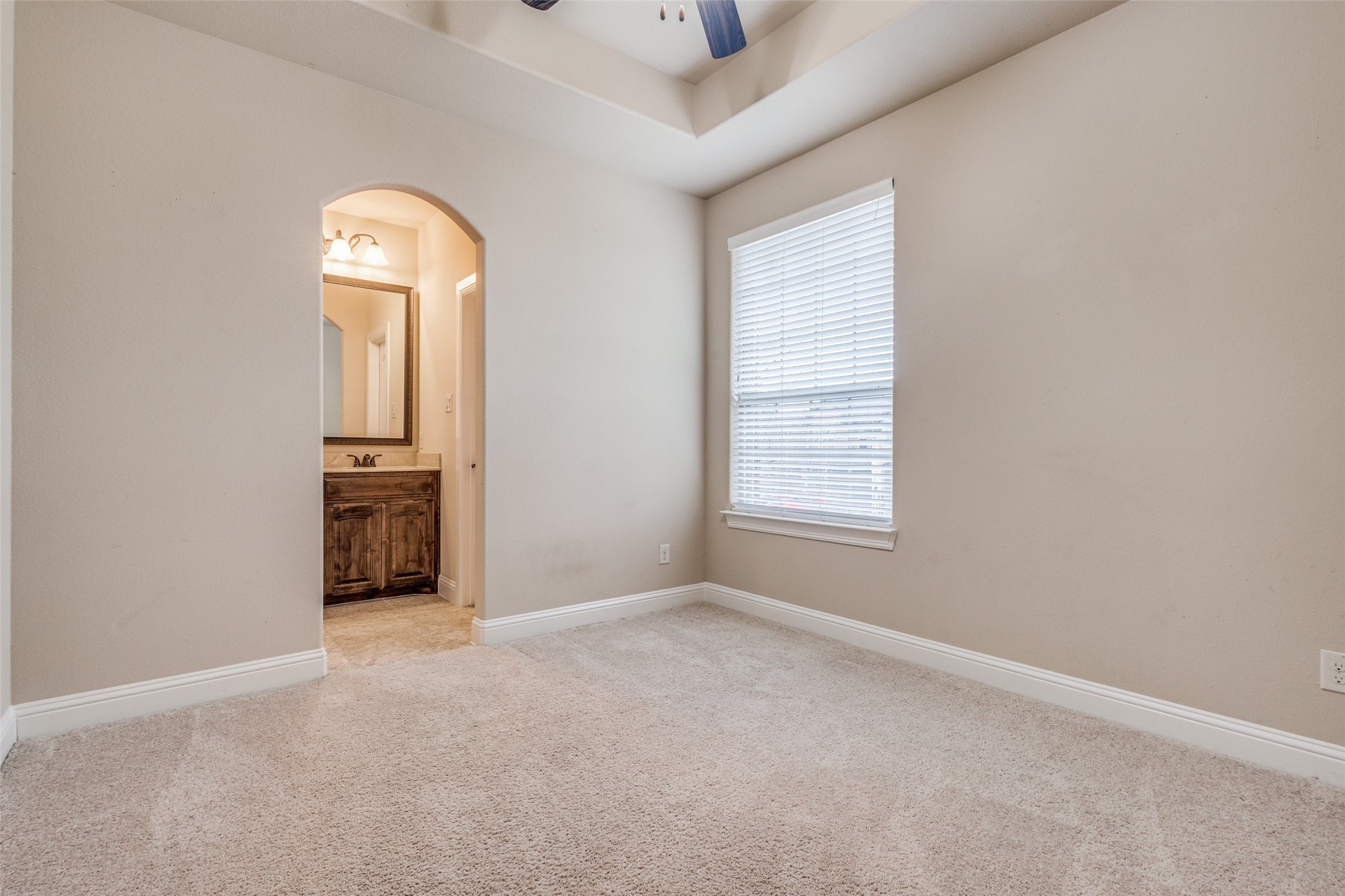 444 Chestnut Lane