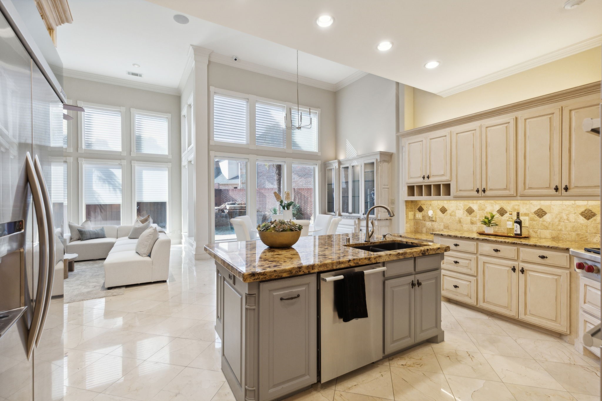 4012 Sahara Court