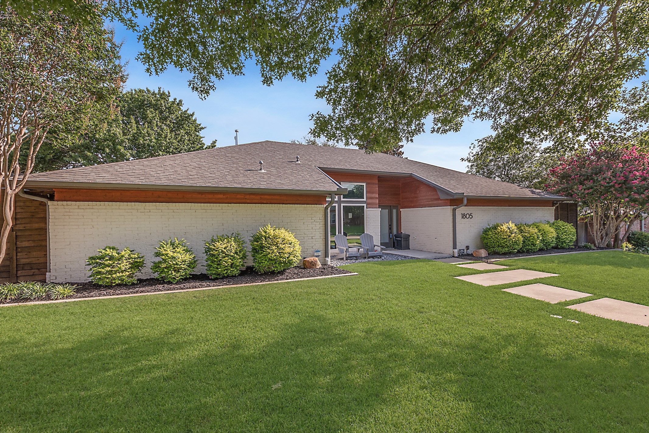 1805 Sandpiper Lane