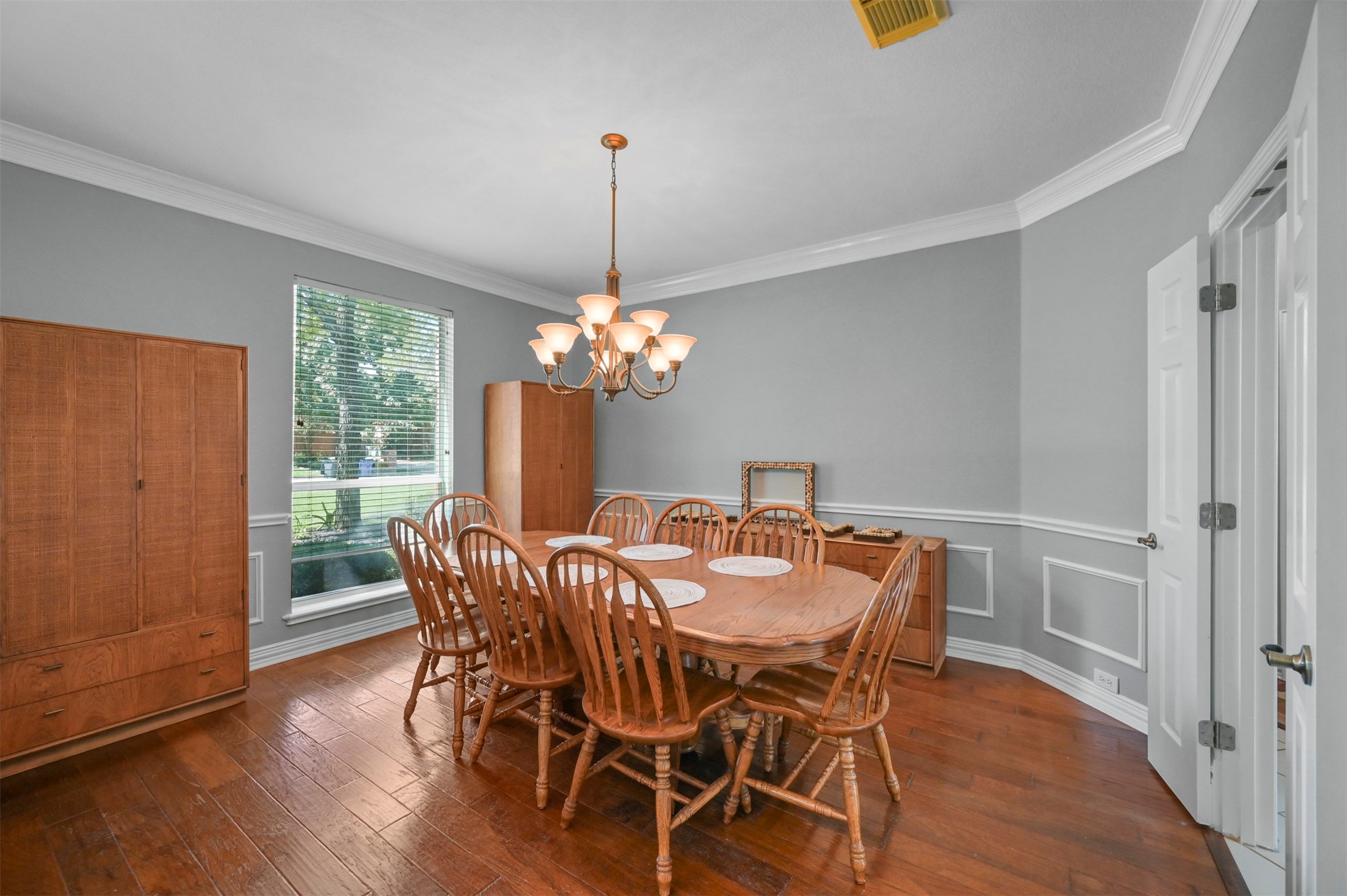 1808 Redwing Court