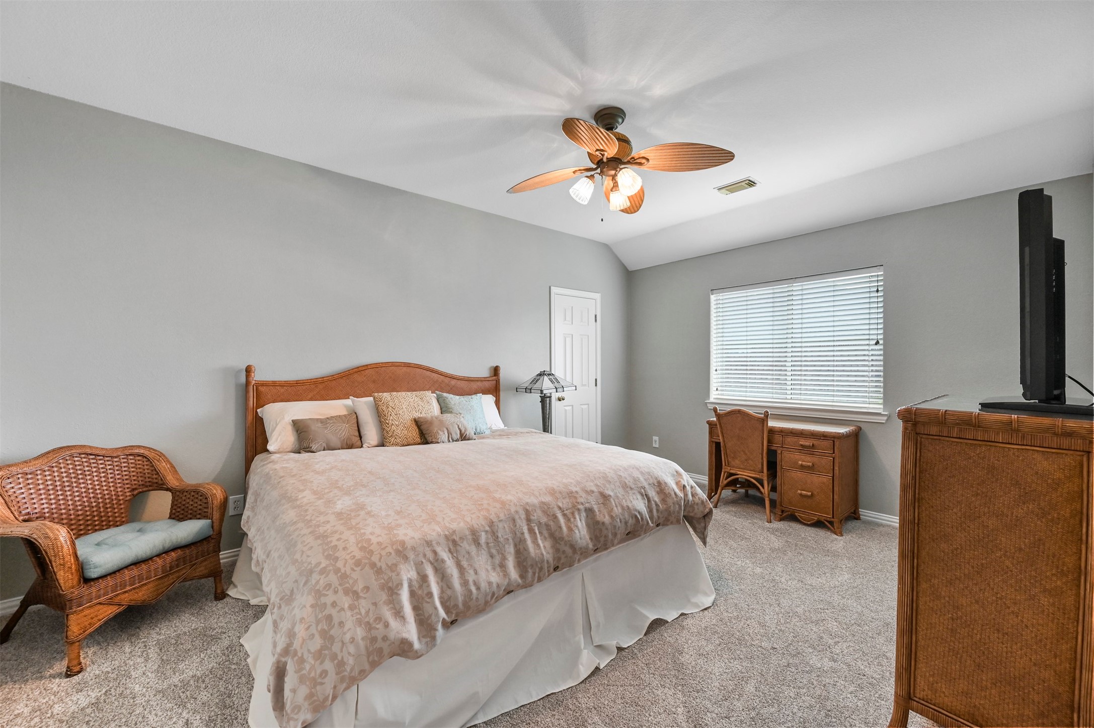 1808 Redwing Court