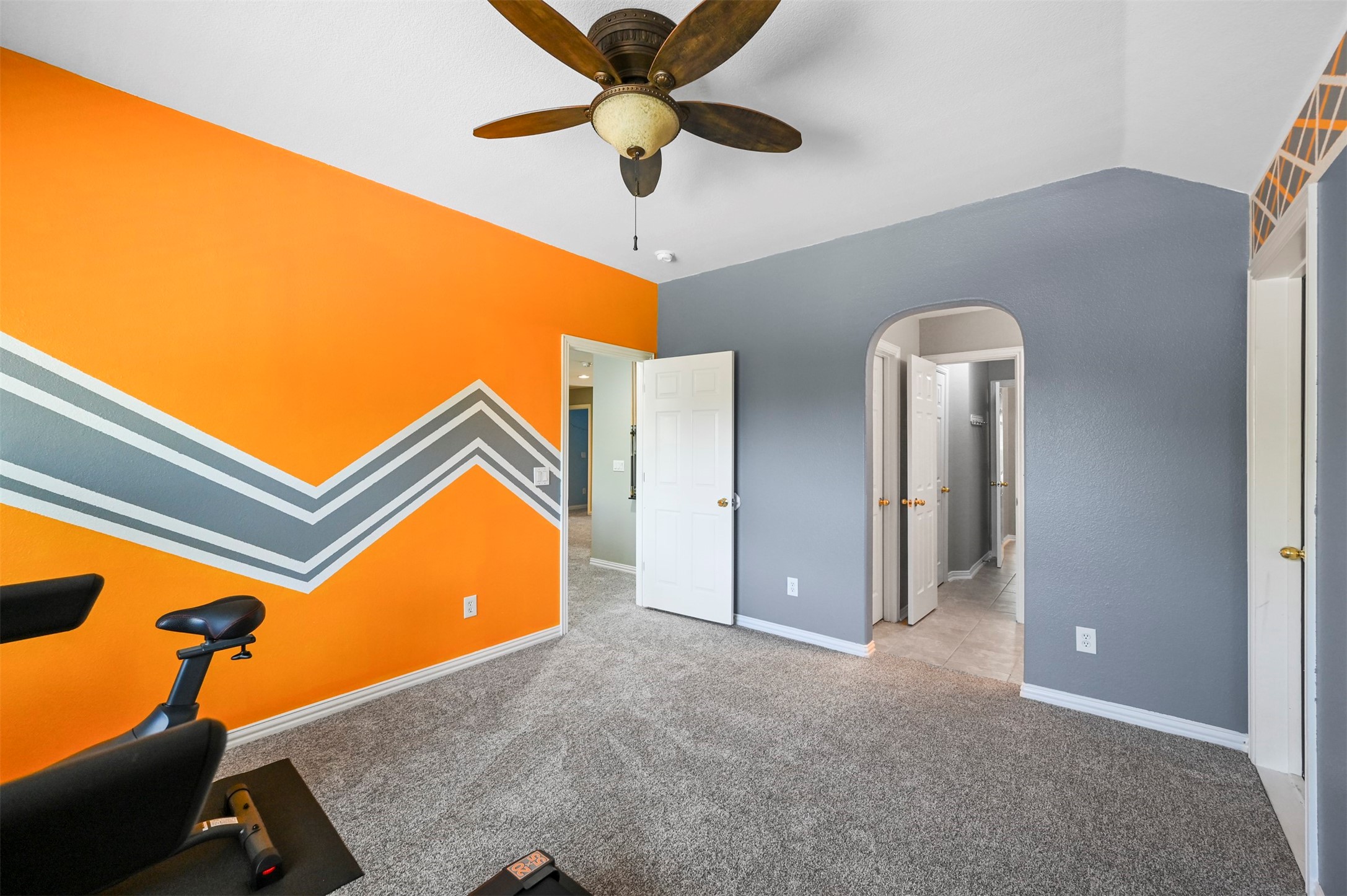 1808 Redwing Court