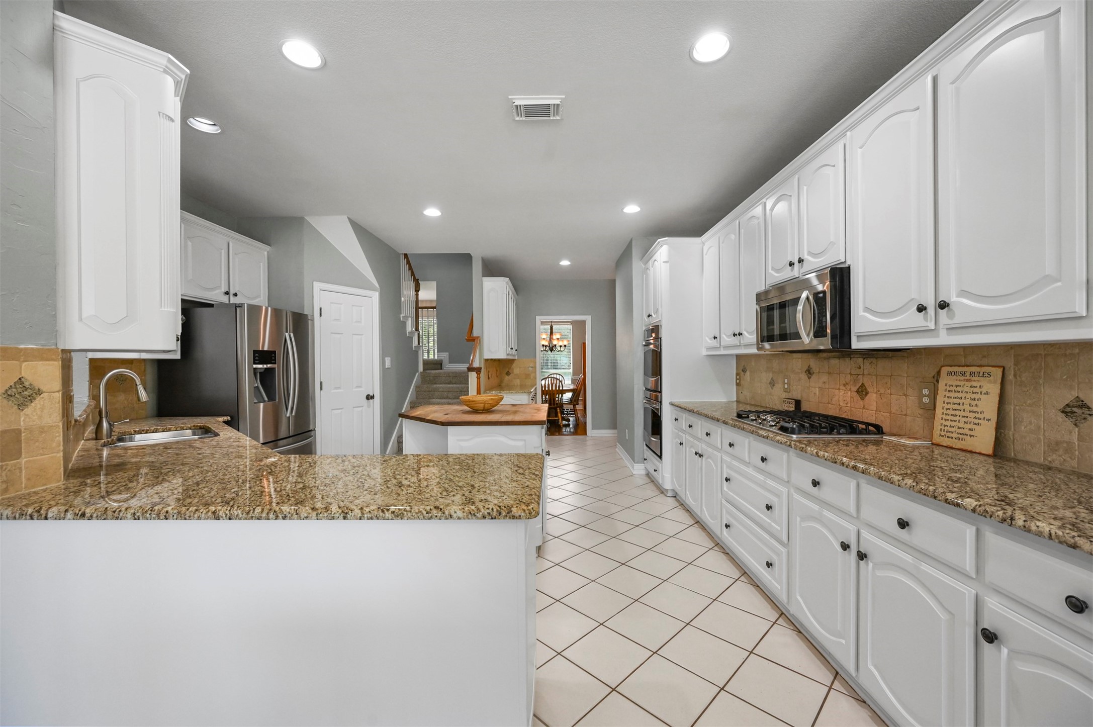 1808 Redwing Court