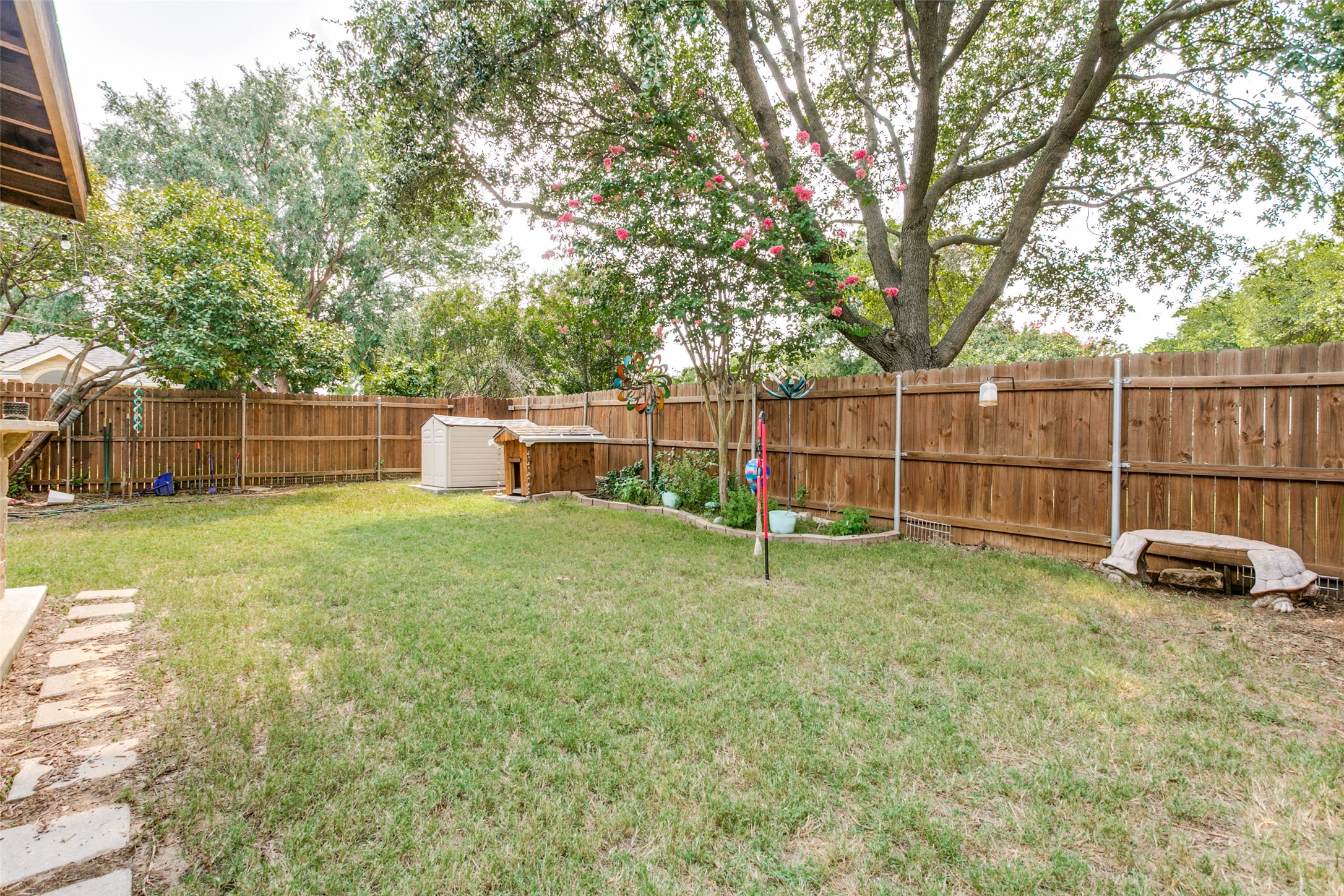 2208 Ellis Drive