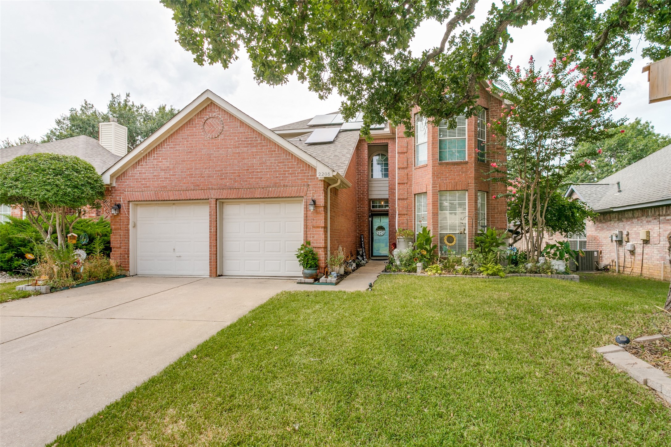 2208 Ellis Drive