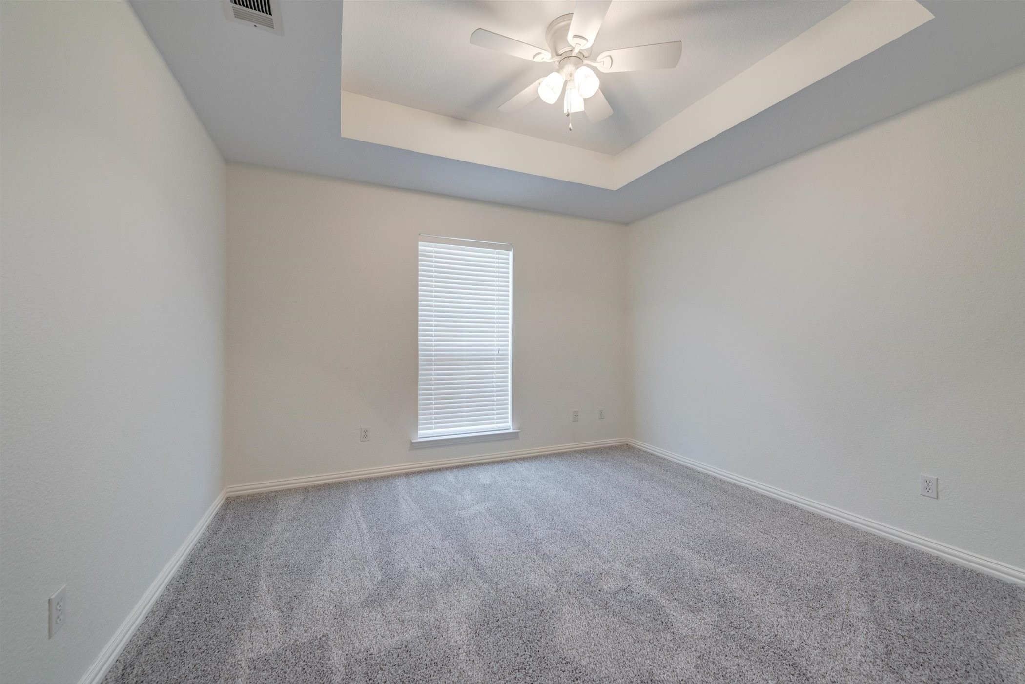 1404 Clearwater Court