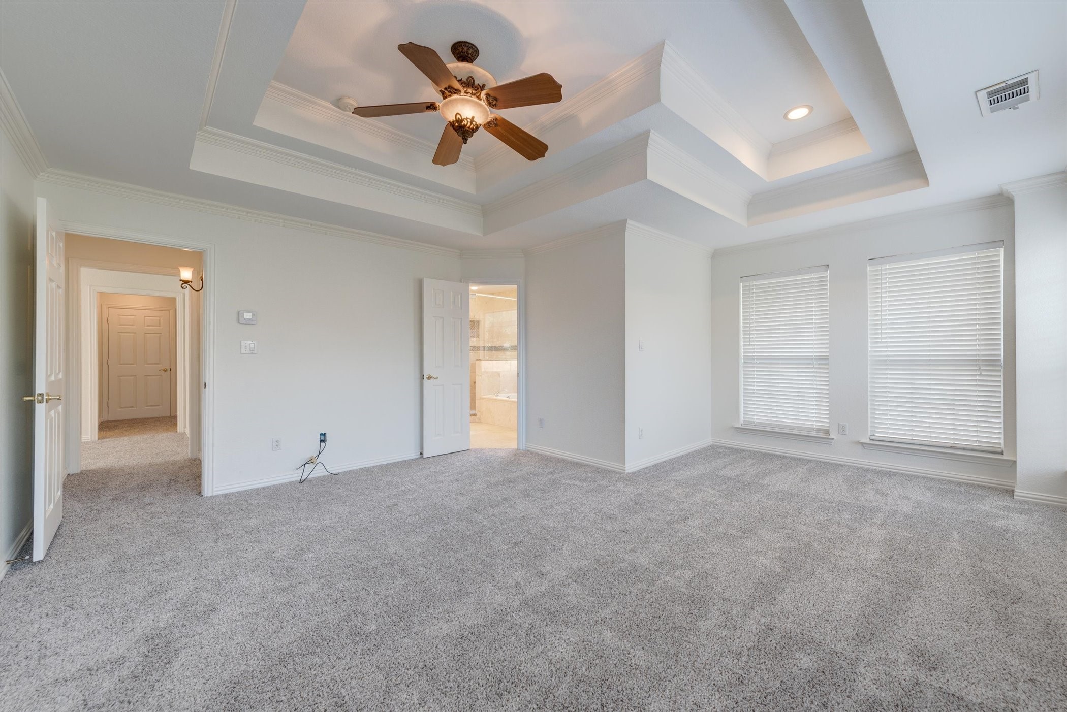 1404 Clearwater Court