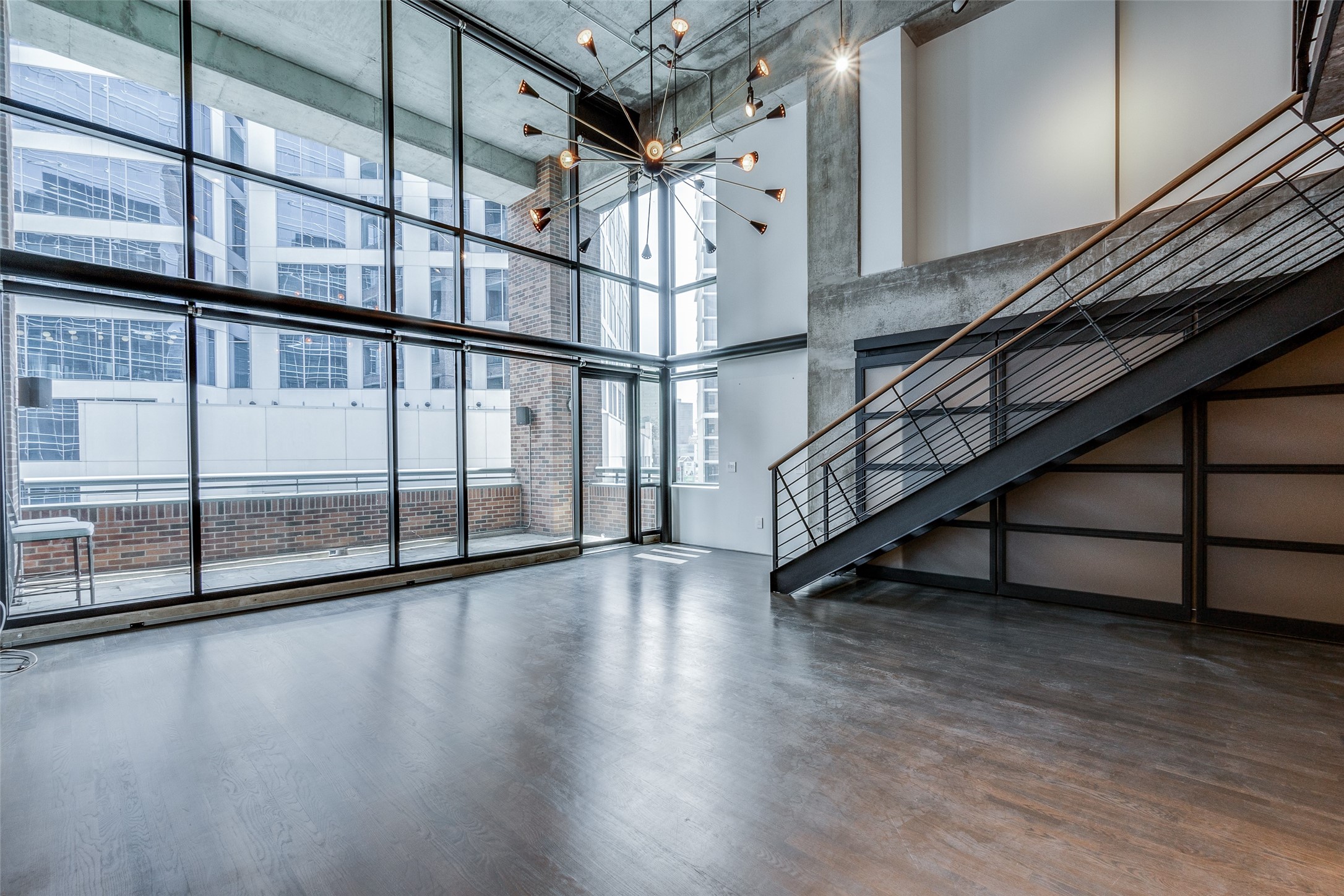 1999 Mckinney Avenue 803