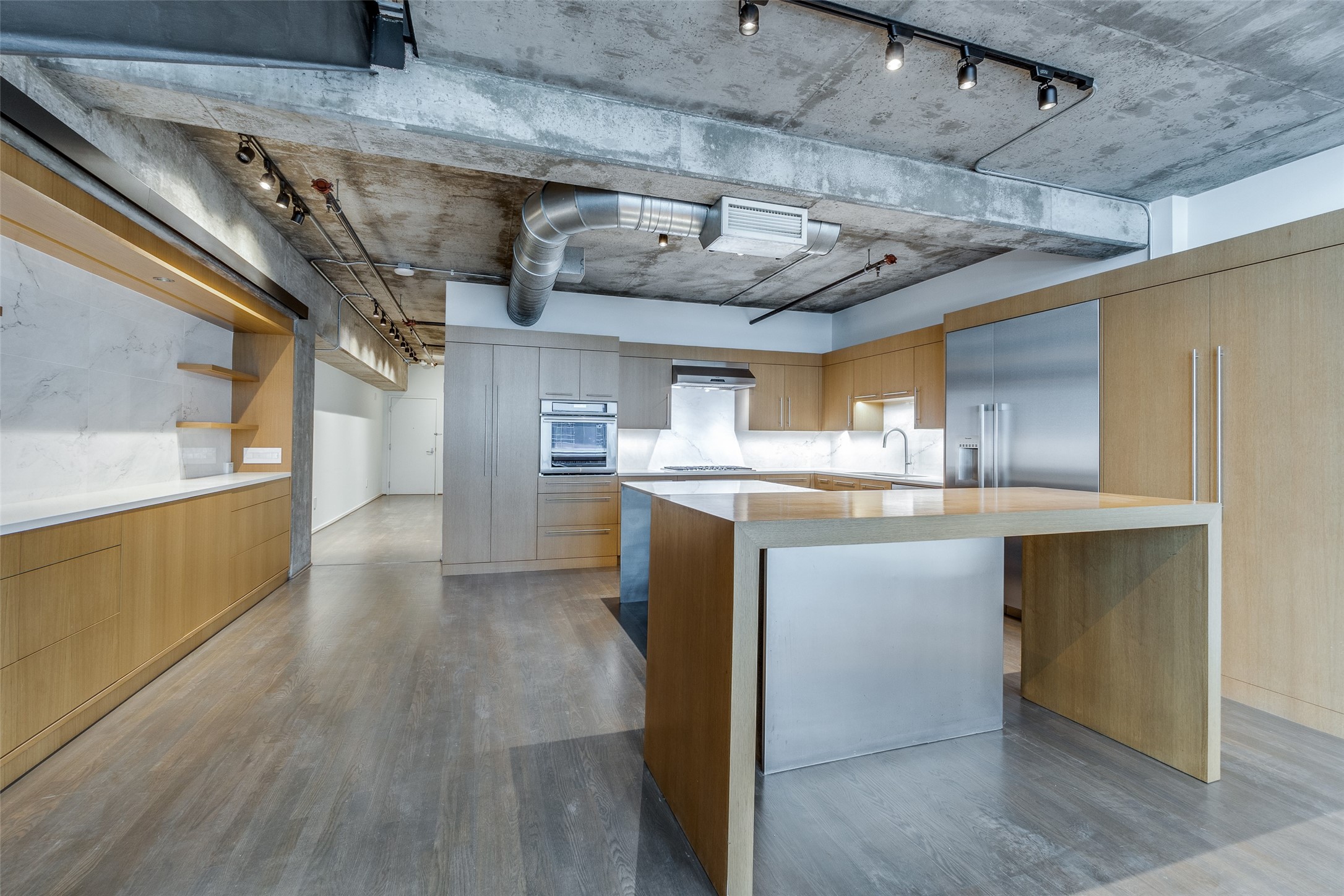 1999 Mckinney Avenue 803