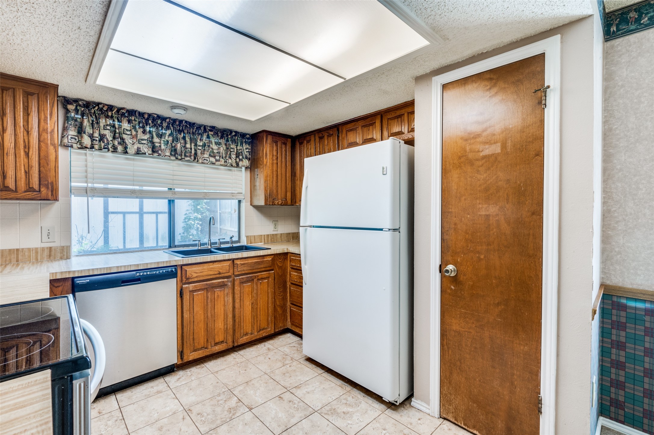 3700 Boxwood Court