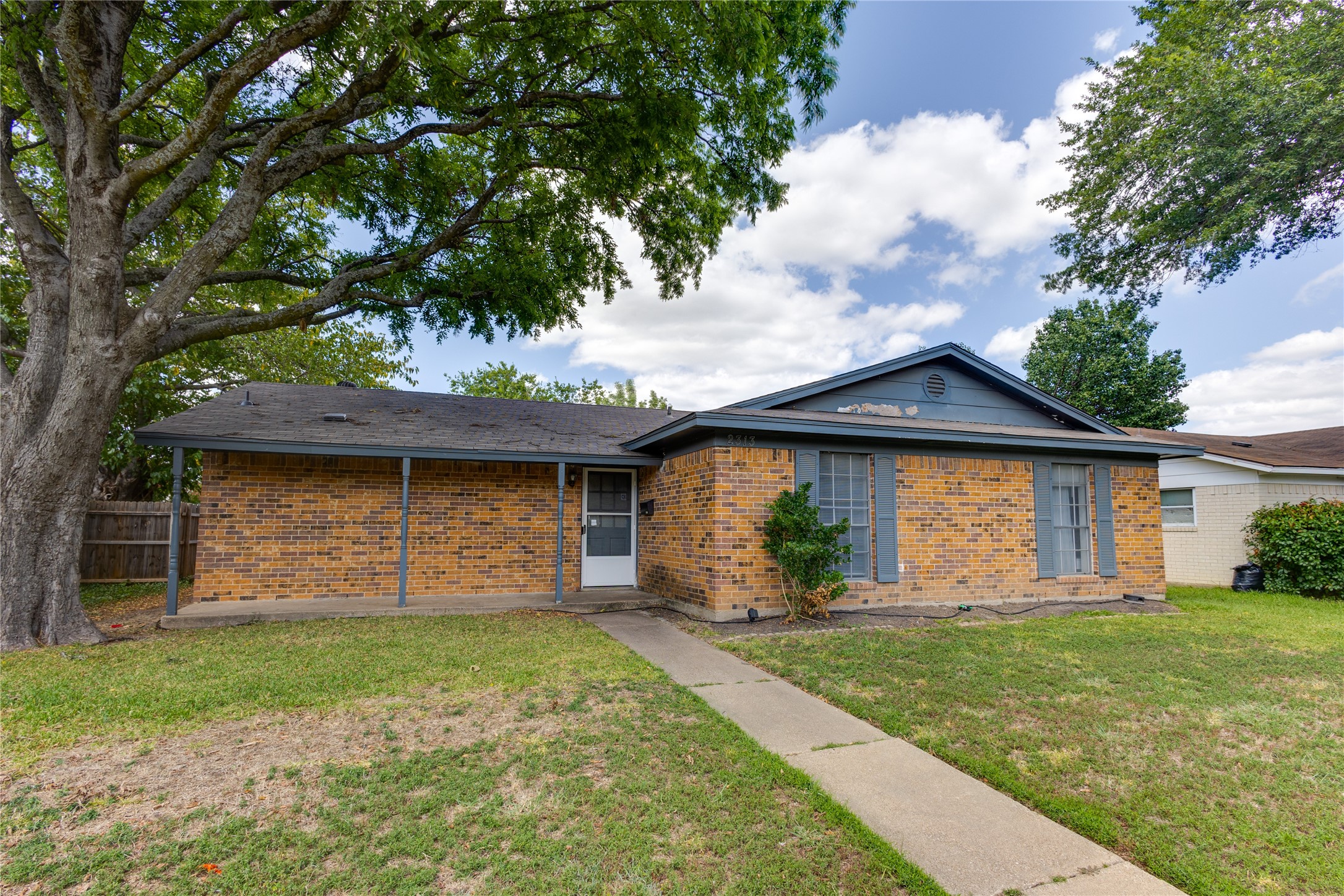 2313 Richbrook Drive