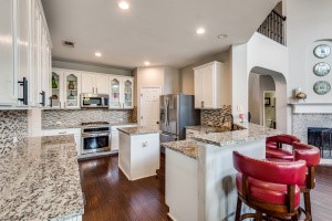 808 Trailwood Drive