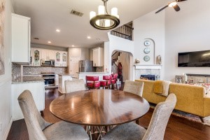 808 Trailwood Drive