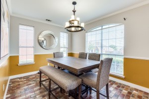 808 Trailwood Drive