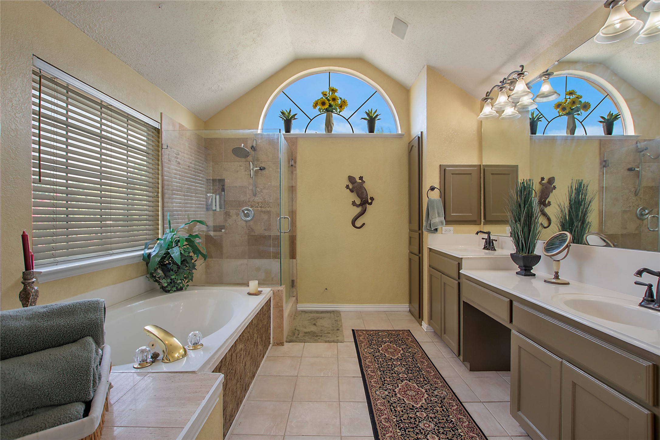 10504 Waters Drive