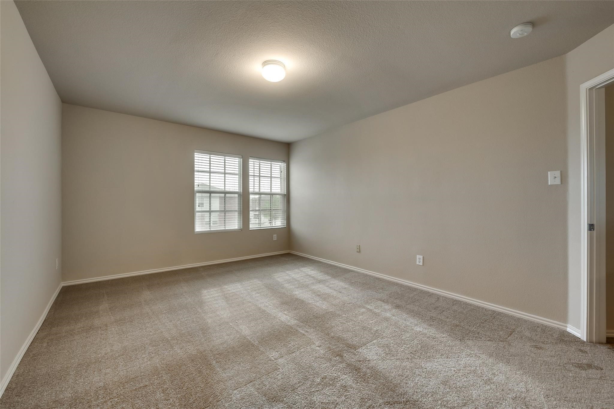 9112 Penny Lane