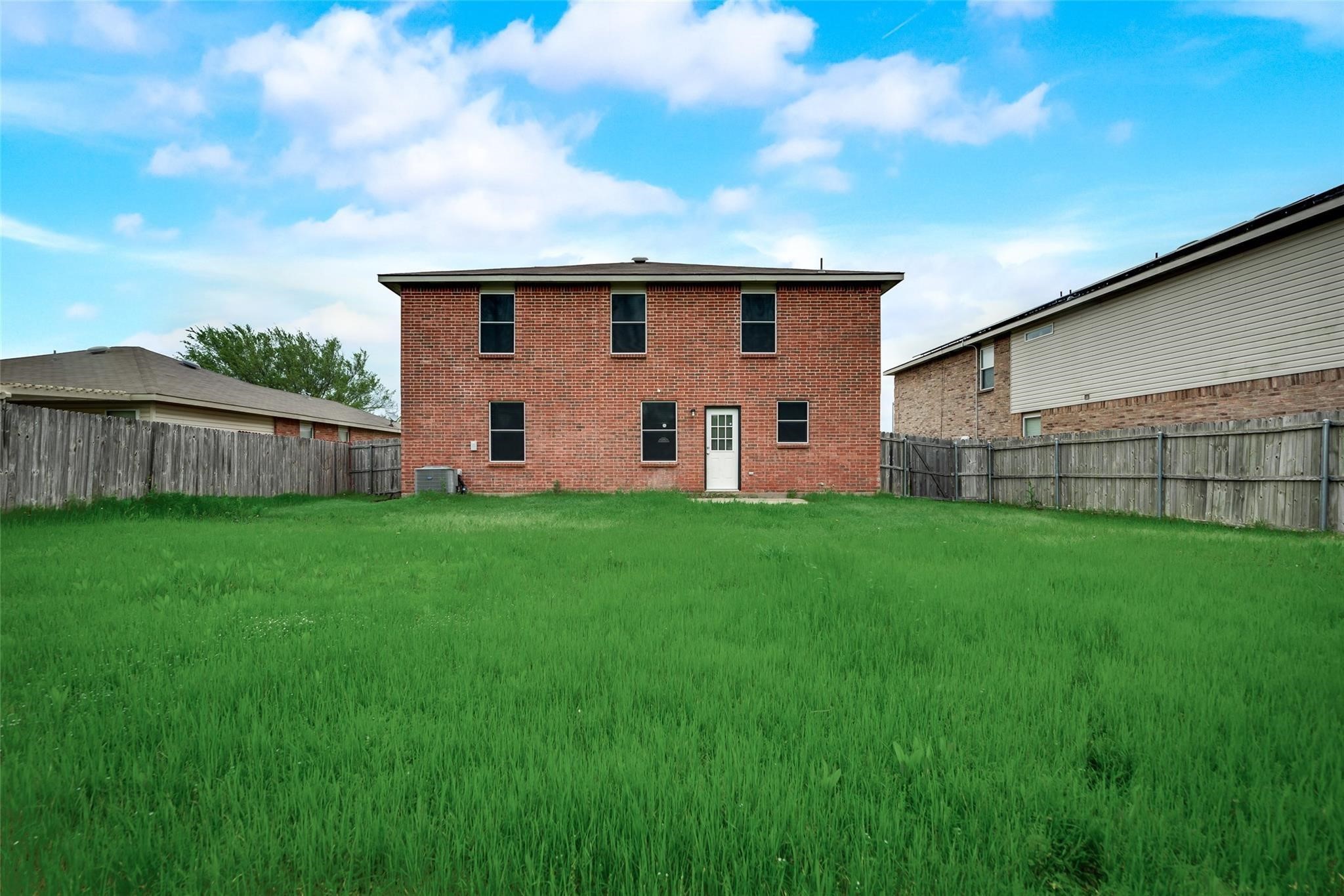 9112 Penny Lane