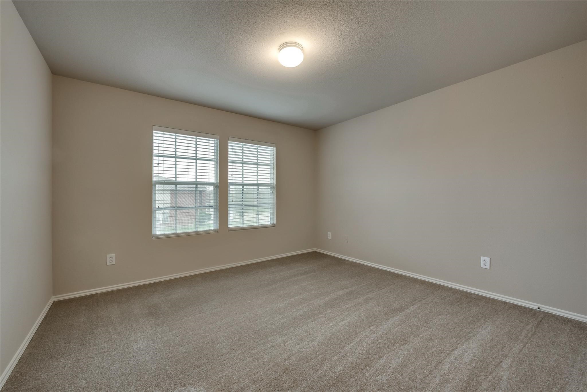 9112 Penny Lane