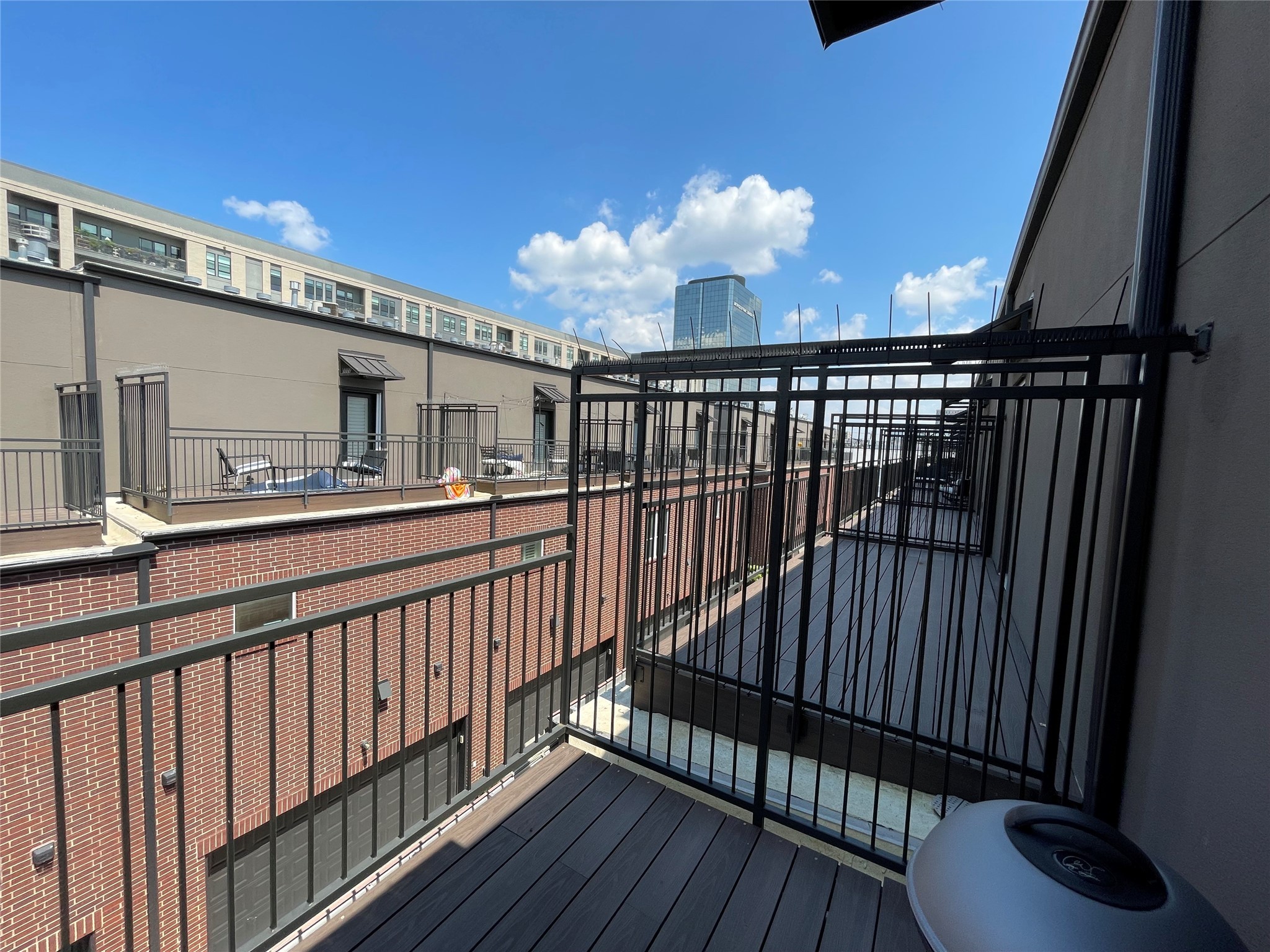 4411 Mckinney Avenue 2