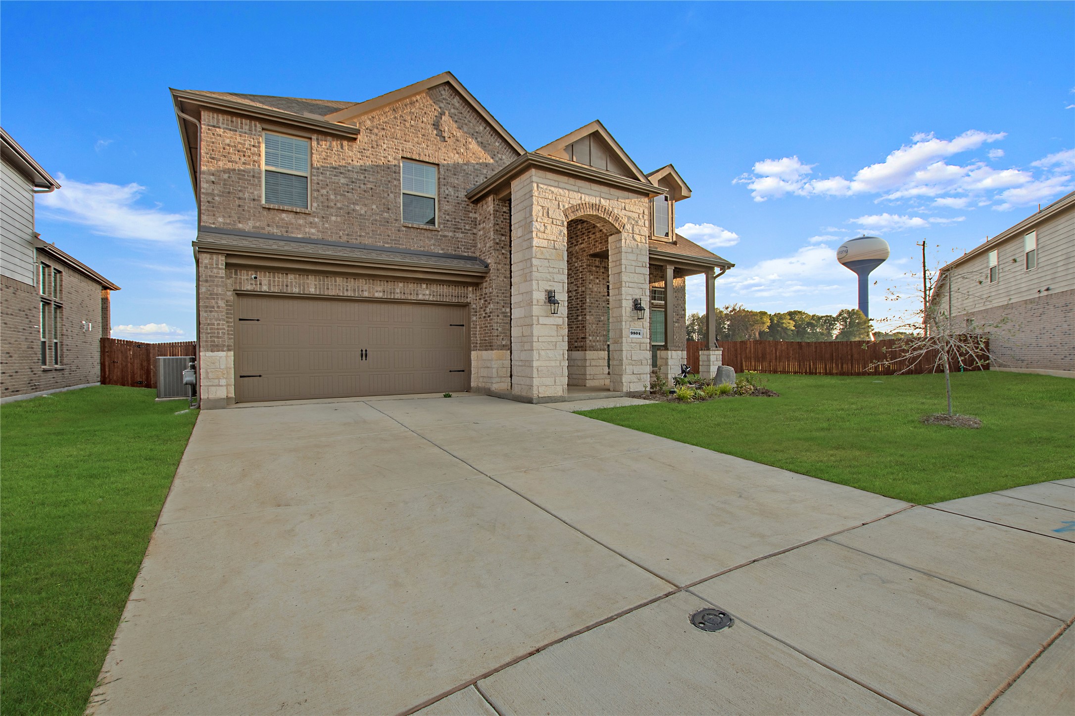 9804 Fall Brook