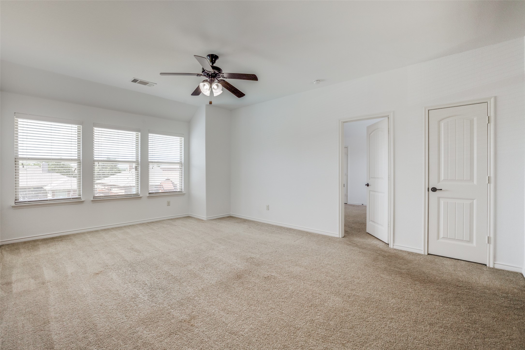 1385 White Water Lane