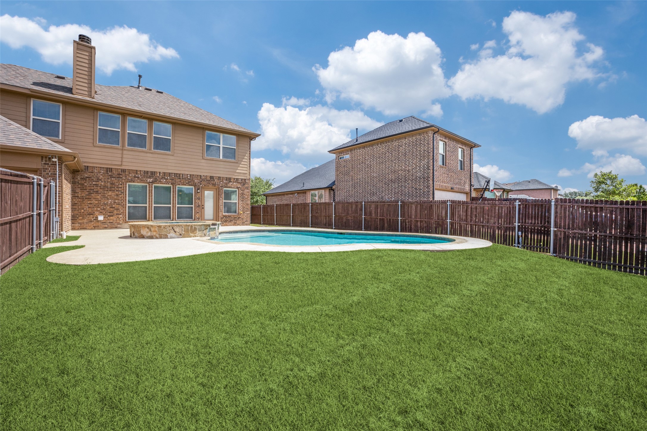 1385 White Water Lane